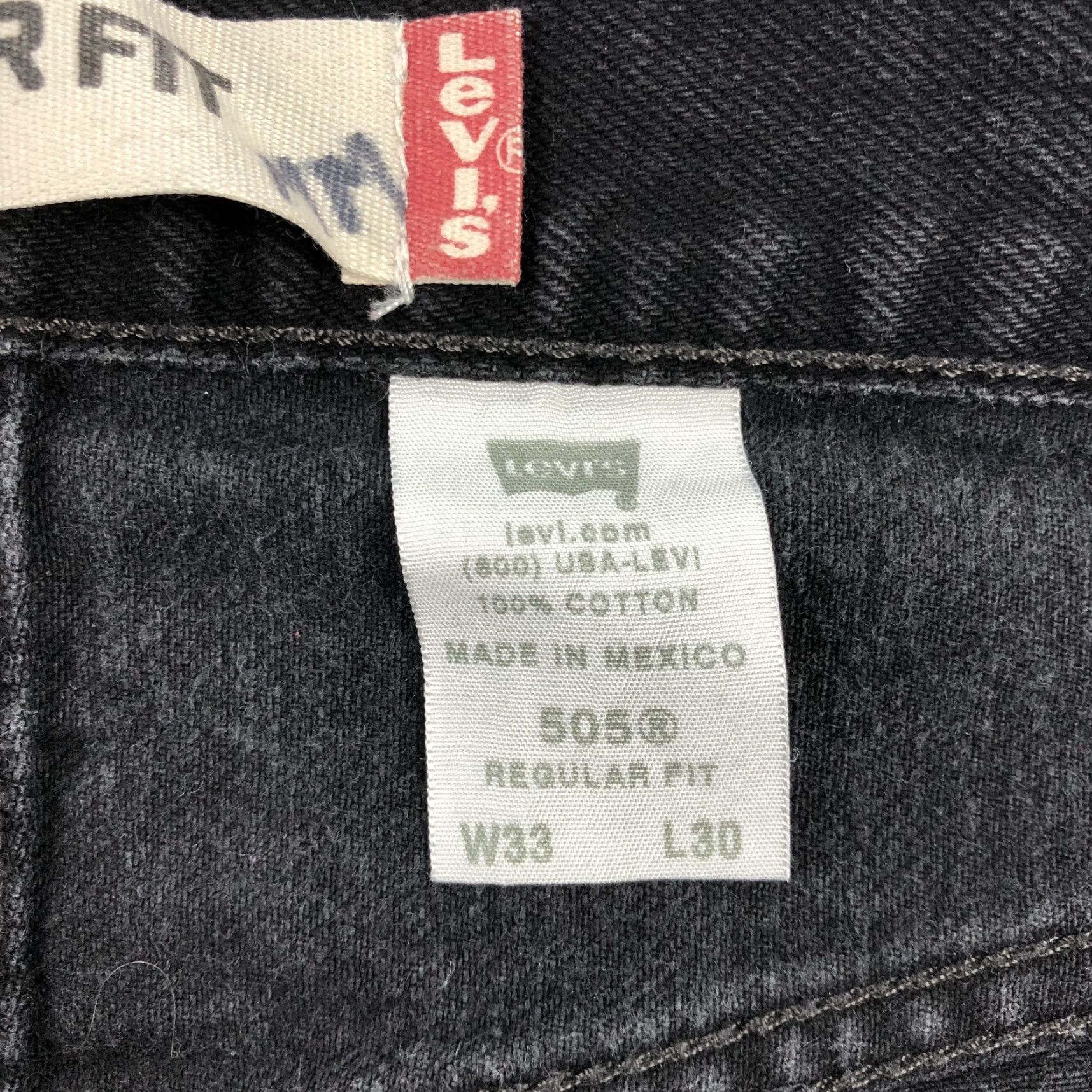 Levi's VINTAGE Levi's Jeans Mens 34x34 Black 505 American Denim Pants Straight Boots Regular Mens Size US 33 - 7 Thumbnail