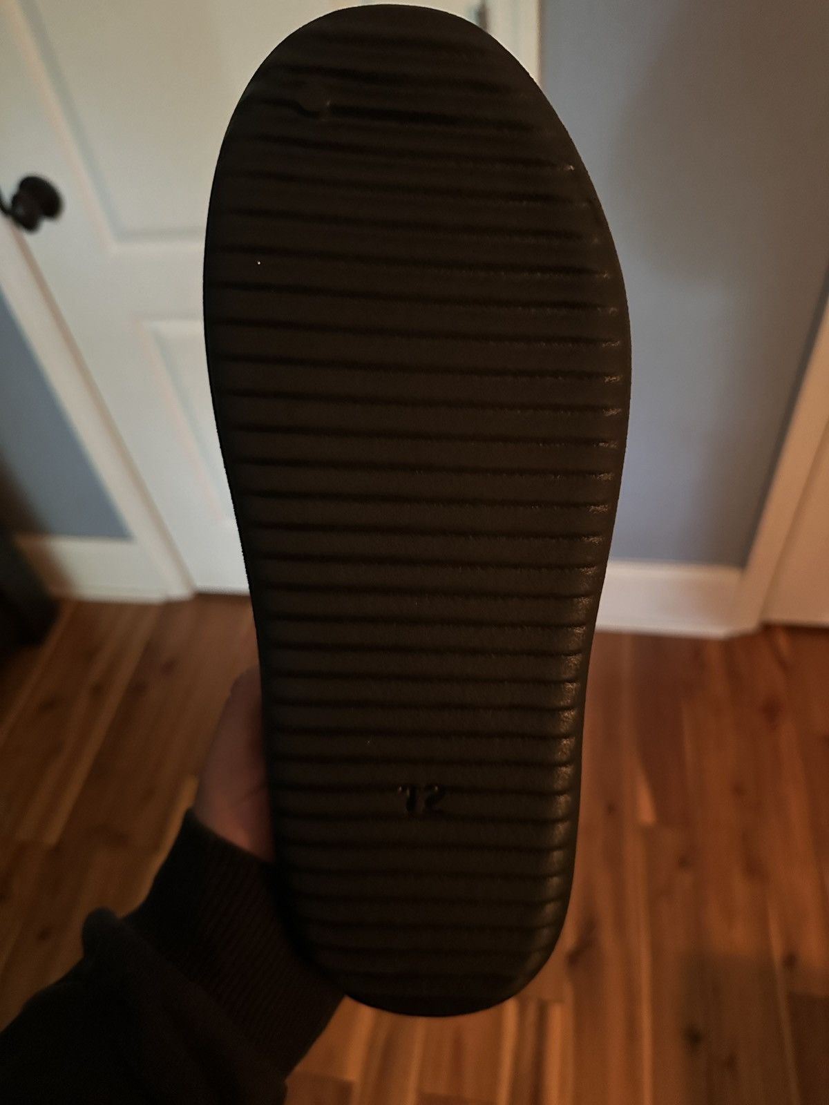 Yeezy yeezy sl-01 Size US 12 / EU 45 - 3 Thumbnail