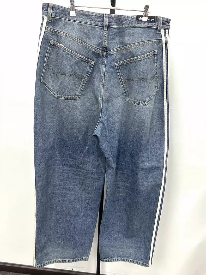 Balenciaga Balenciaga size L Co-branded baggy striped trim jeans Size US 26 / EU 42 - 2 Thumbnail