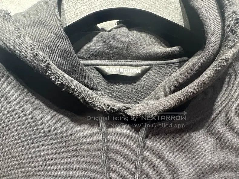 Balenciaga Balenciaga Heart printed hoodie Size US S / EU 44-46 / 1 - 5 Thumbnail