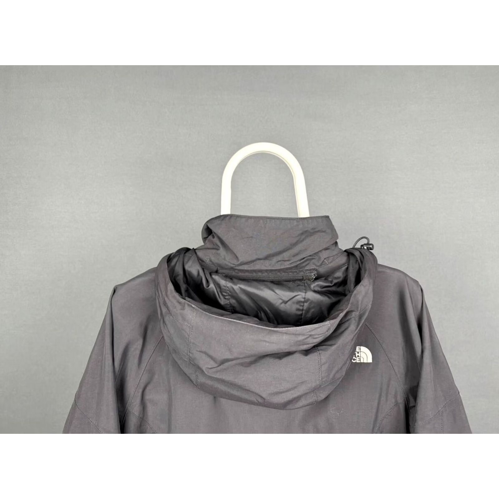 Lacoste The North Face Windbreaker Jacket Women's Regular Black Nylon Zip L Microfiber Pattern Solid 90s Vintage No Size L / US 10 / IT 46 - 4 Thumbnail
