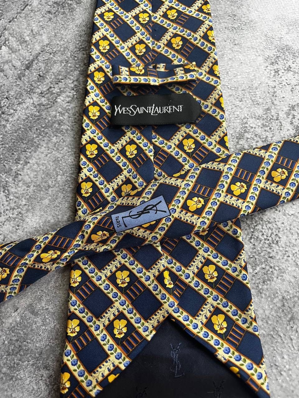 Yves Saint Laurent Yves Saint Laurent Tie Size ONE SIZE - 6 Thumbnail