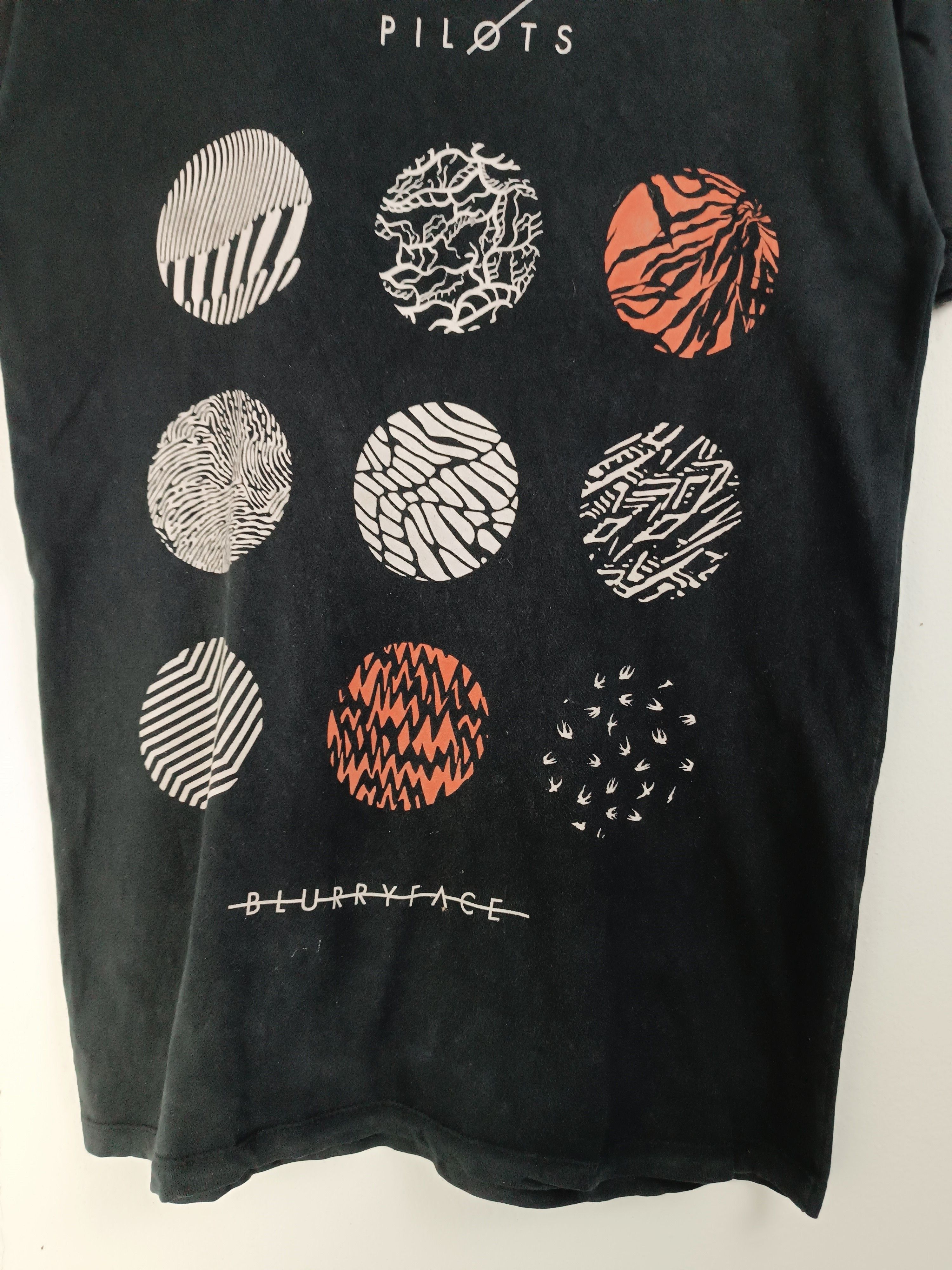 Band Tees VINTAGE FADED TWENTY ONE PILOT BLURRYFACE TEE imagine dragon Size US M / EU 48-50 / 2 - 7 Thumbnail