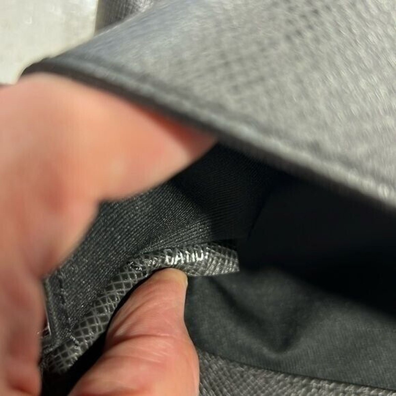 Louis Vuitton Louis Vuitton Taiga Messenger Bag Anton Ardoise Leather Luxe Size ONE SIZE - 14 Thumbnail