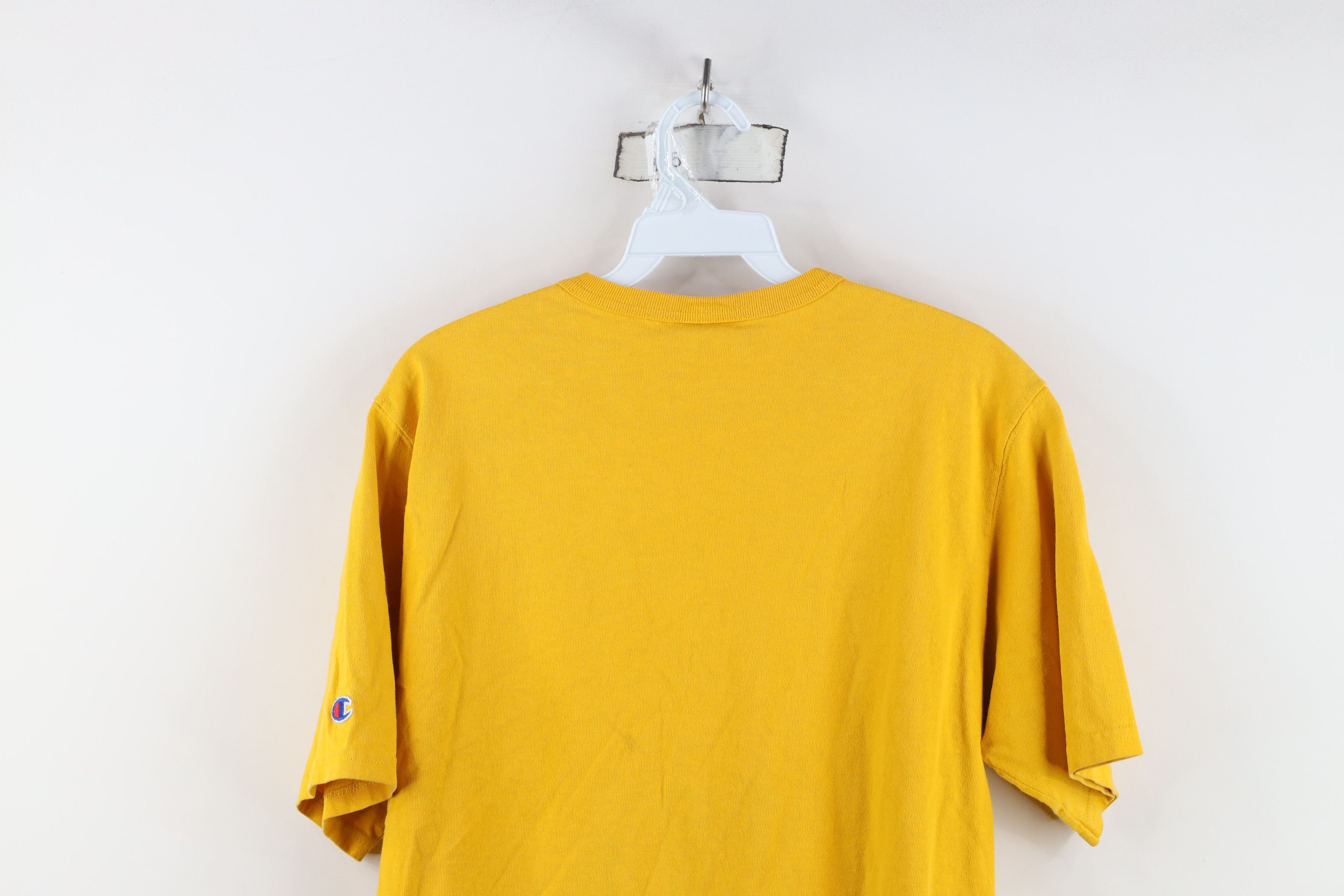 Champion Vintage Y2K Champion Logo Patch Cotton Knit T-Shirt Yellow Size US L / EU 52-54 / 3 - 13 Thumbnail