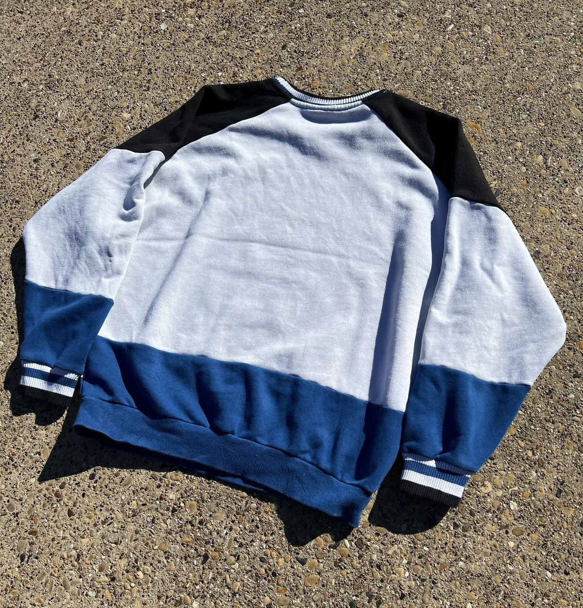 Adidas Retro Vintage Adidas Sweatshirt Size US M / EU 48-50 / 2 - 2 Thumbnail