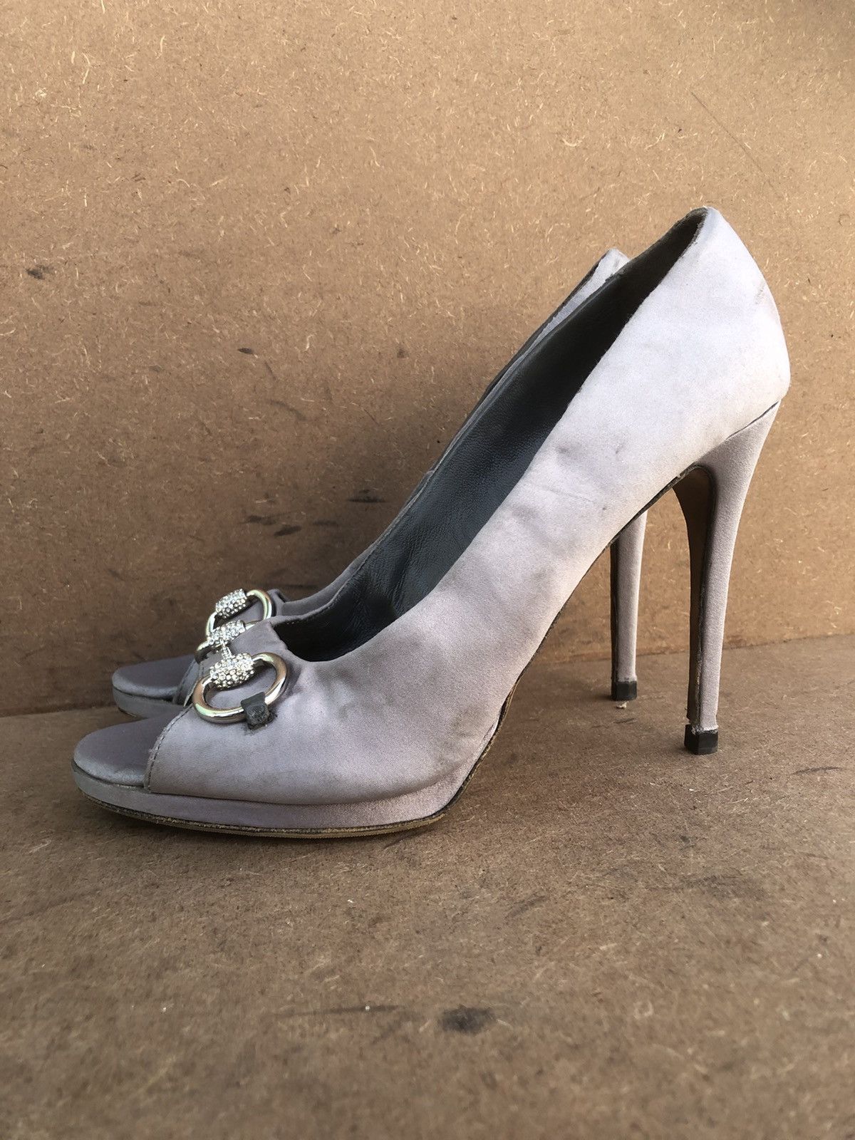 Gucci × Vintage Vintage GUCCI Grey Women’s Heels Size 39.5 Size US 9.5 / IT 39.5 - 3 Thumbnail