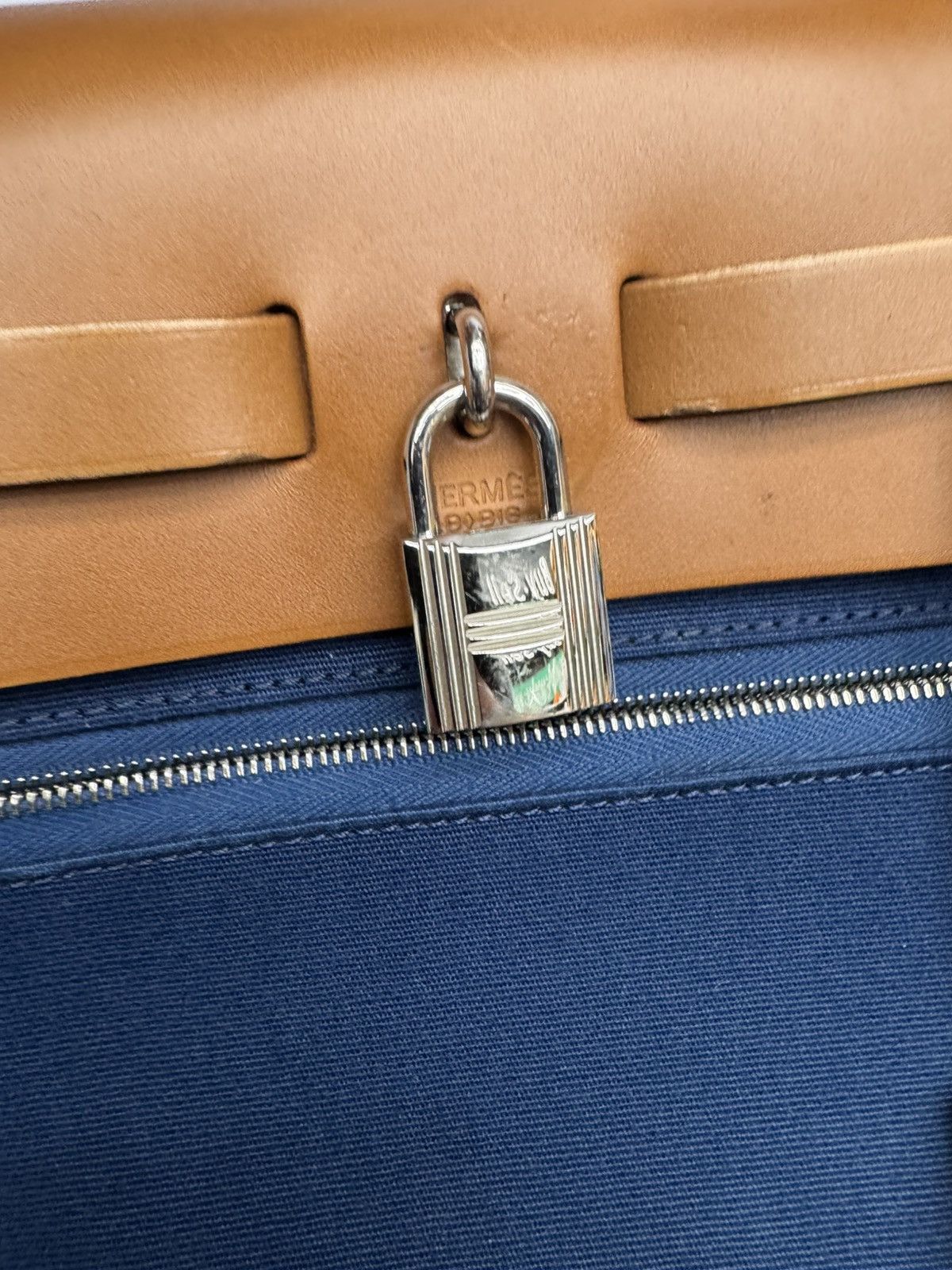 Hermes Military Toile Vache Hunter Herbag Zip 31 PM Bleu Fauve Size ONE SIZE - 2 Thumbnail