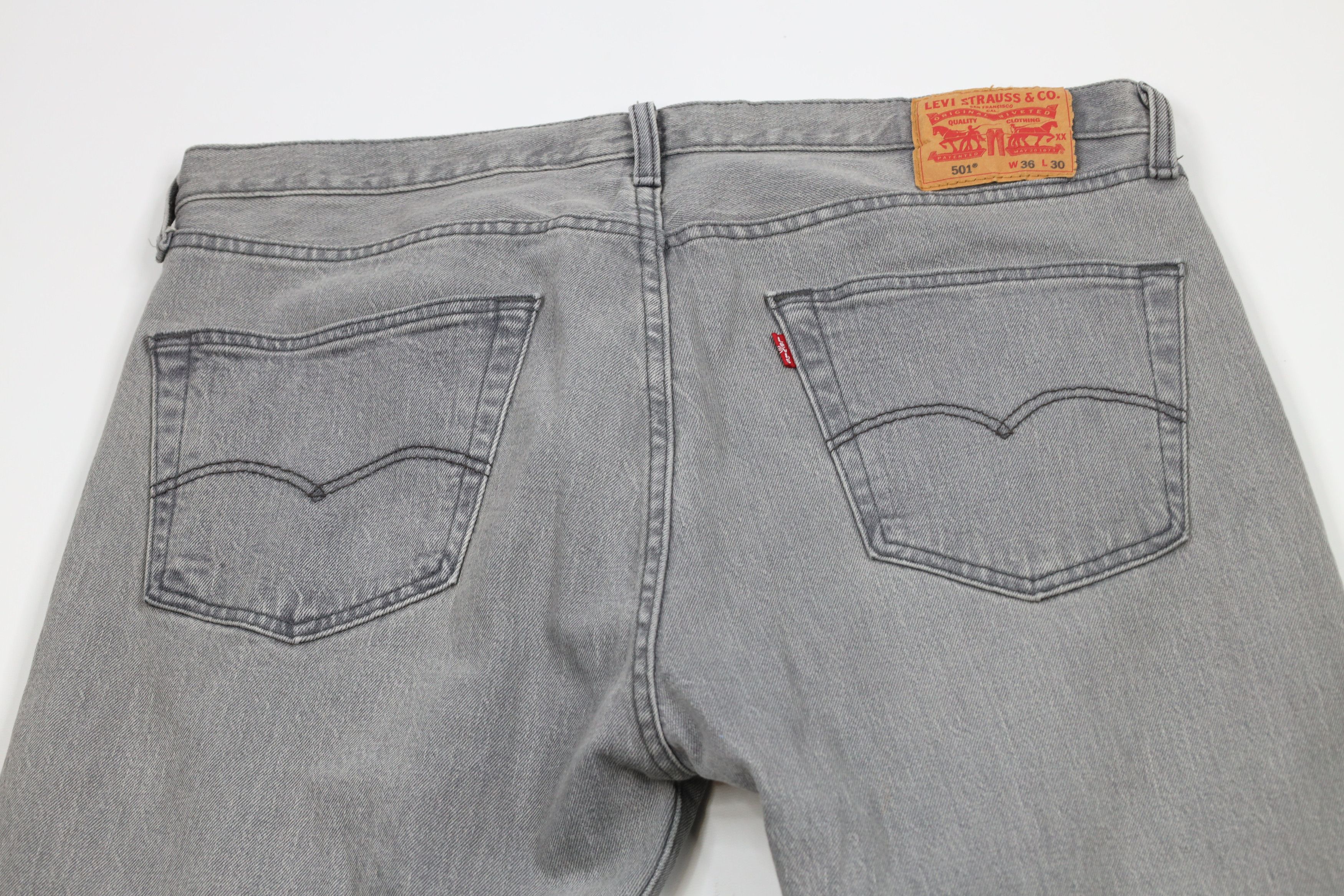 Levi's × Vintage Vintage Y2K Levis 501xx Button Fly Original Fit Jeans Gray Size US 36 / EU 52 - 10 Thumbnail