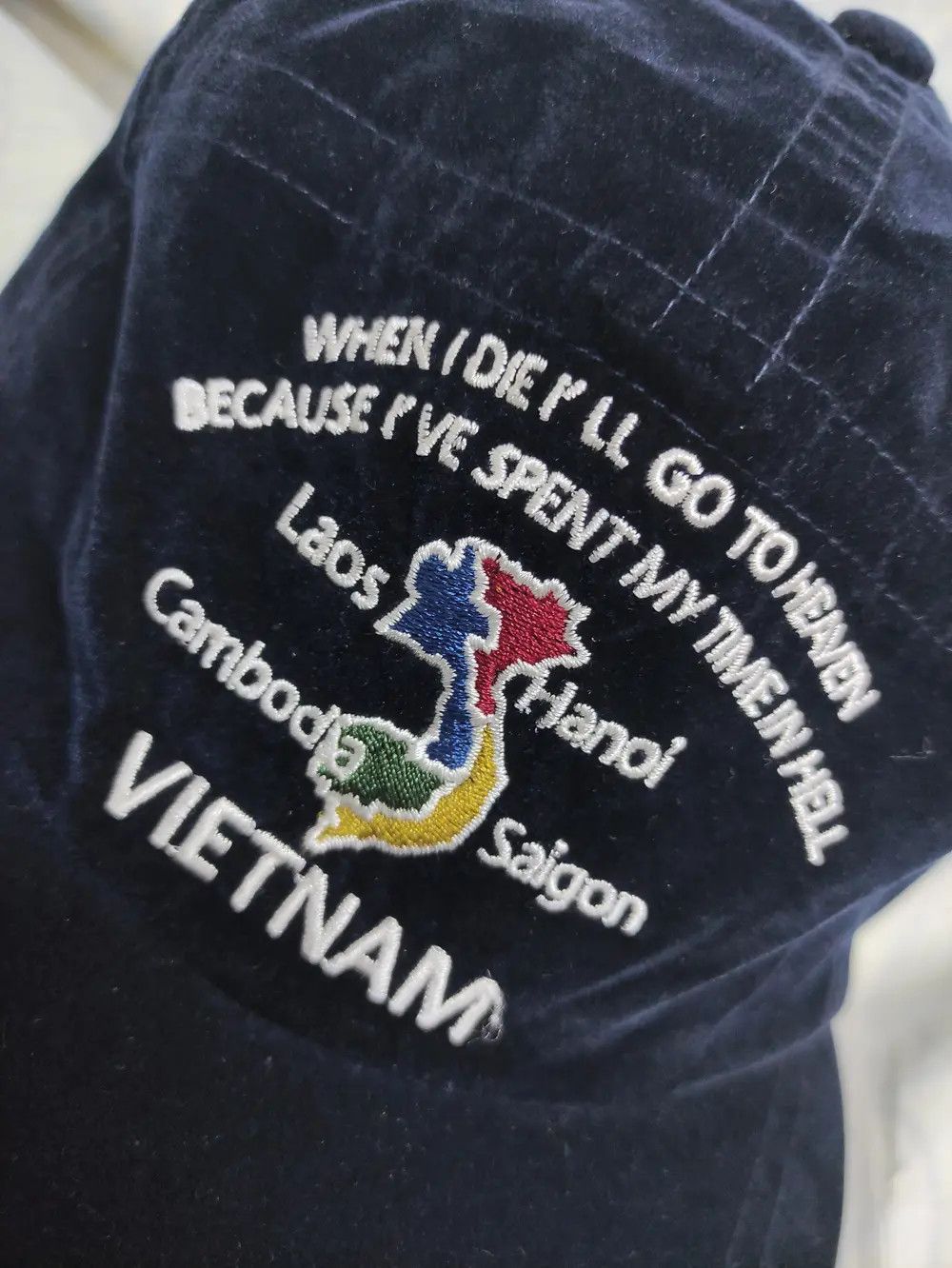 Japanese Brand BASIQUENTI SUKAJAN SOUVENIR VIETNAM WAR VELVET VINTAGE CAP Size ONE SIZE - 3 Thumbnail