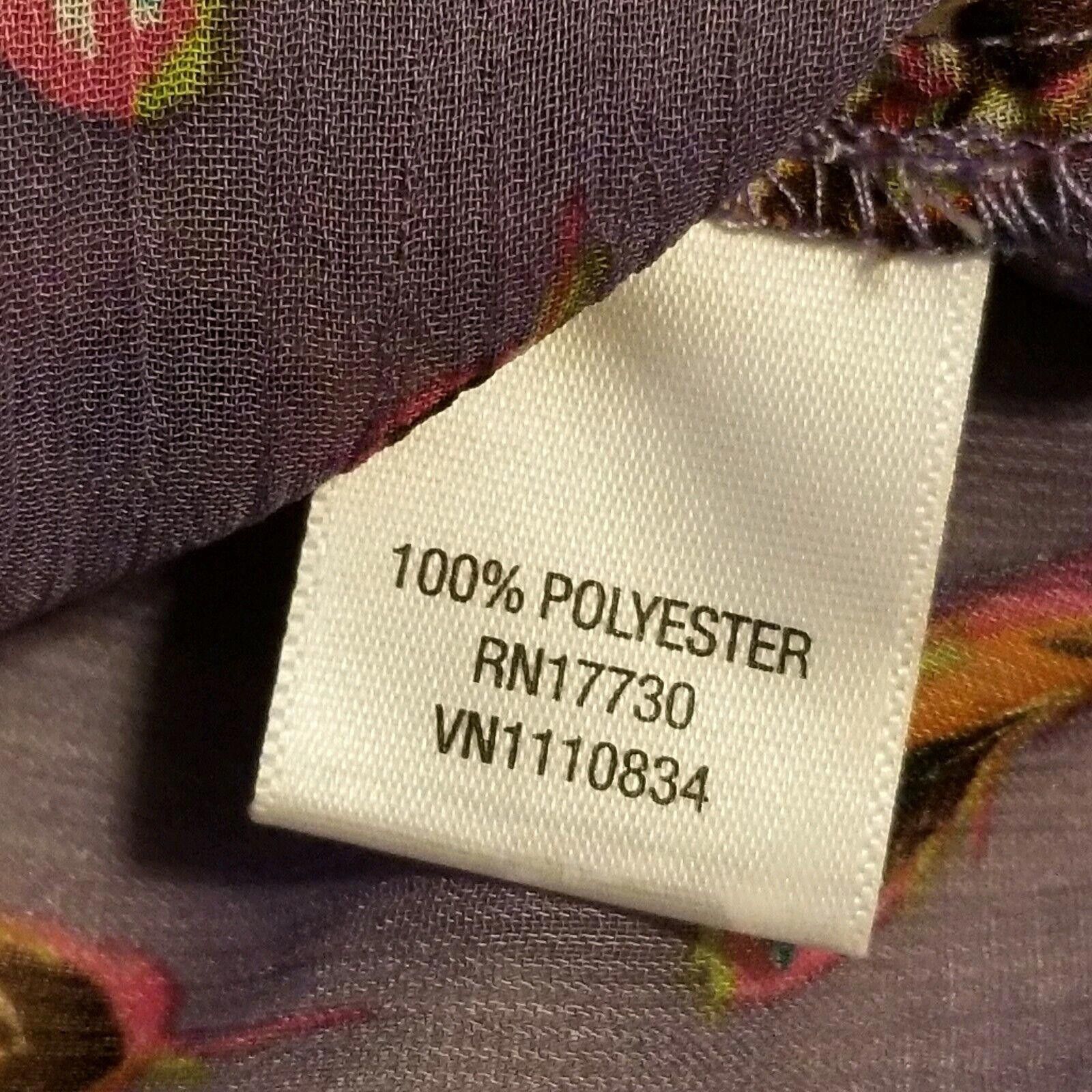 Mossimo Mossimo Top Size Medium Purple Feathers V Neck Button Down Size M / US 6-8 / IT 42-44 - 4 Thumbnail