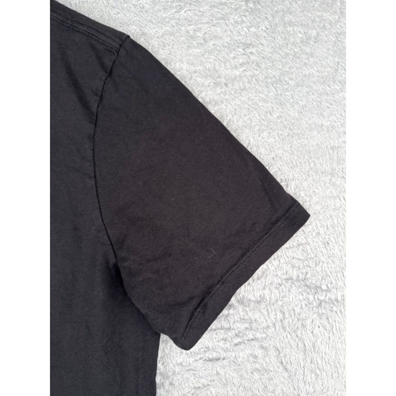 The North Face VINTAGE The North Face Shirt Men Large Black Short Sleeve Crew Neck Cotton Hike Camp All Seasons Logo Mens Size US L / EU 52-54 / 3 - 2 Thumbnail