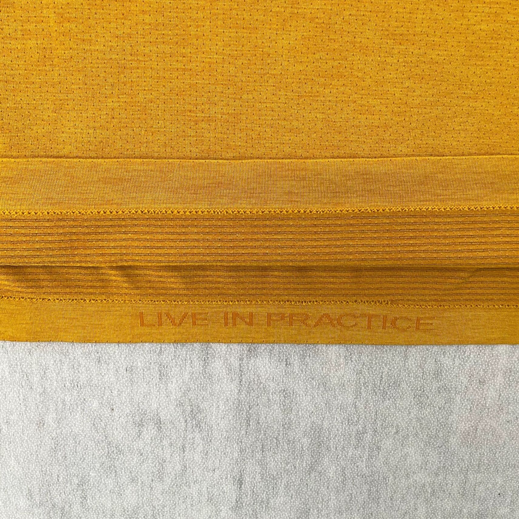 Lululemon Lululemon Metal Vent Tech Shirt Adult 2XL Yellow Short Sleeve Crew Neck Mens XXL Size US XXL / EU 58 / 5 - 6 Thumbnail