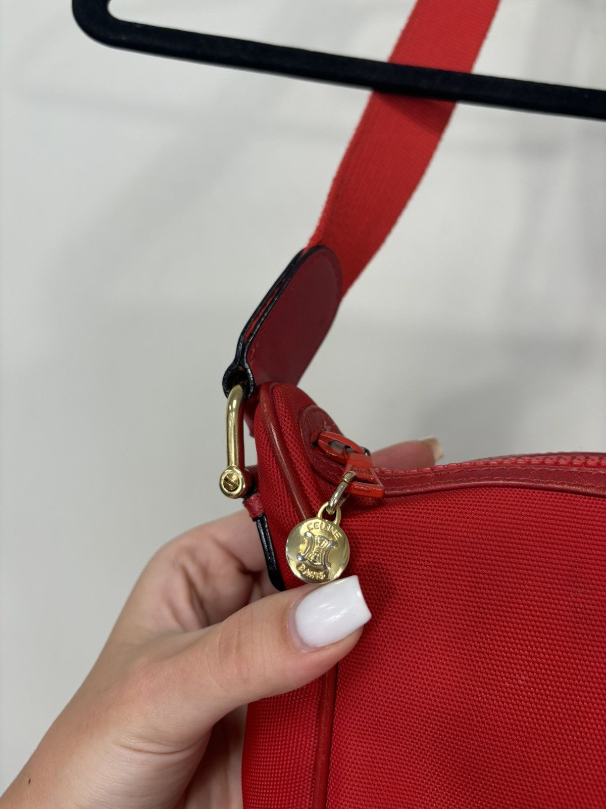 Celine Vintage Celine MO4 Red Fabric Minimalist Rare Shoulder Bag Size ONE SIZE - 5 Thumbnail