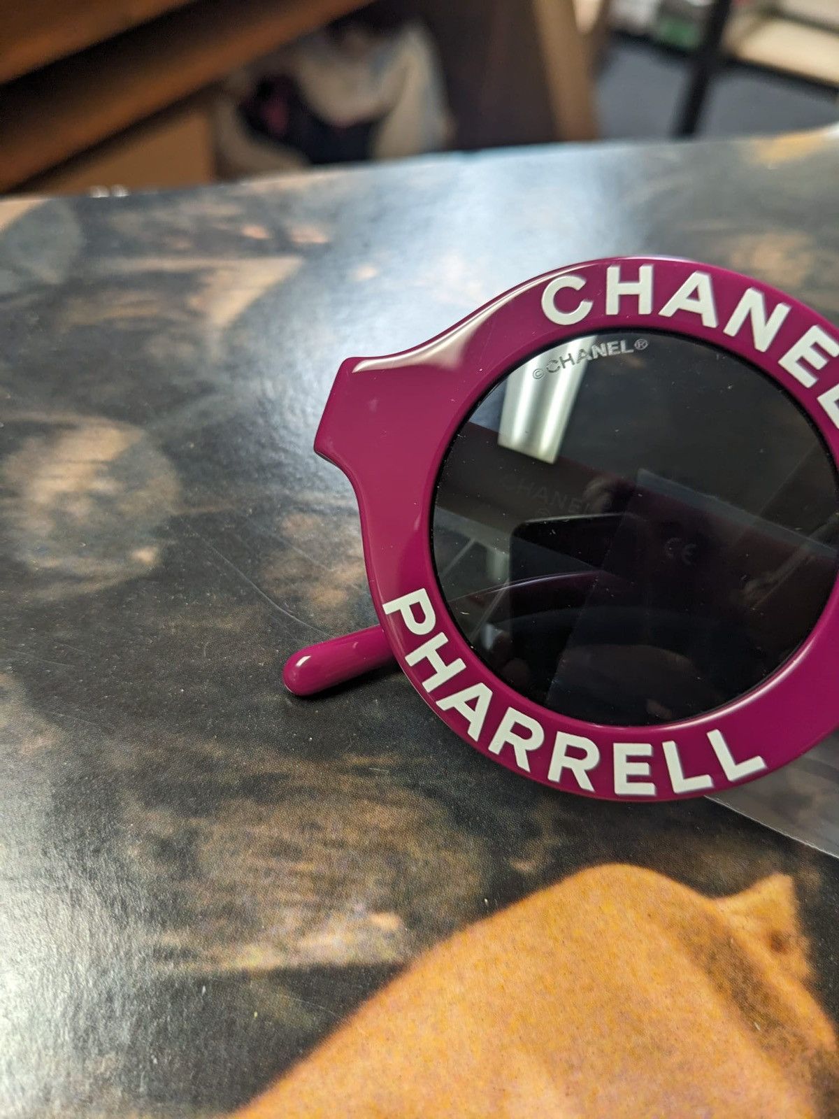Chanel CHANEL X PHARRELL ROUND SUNGLASSES PURPLE Size ONE SIZE - 8 Thumbnail