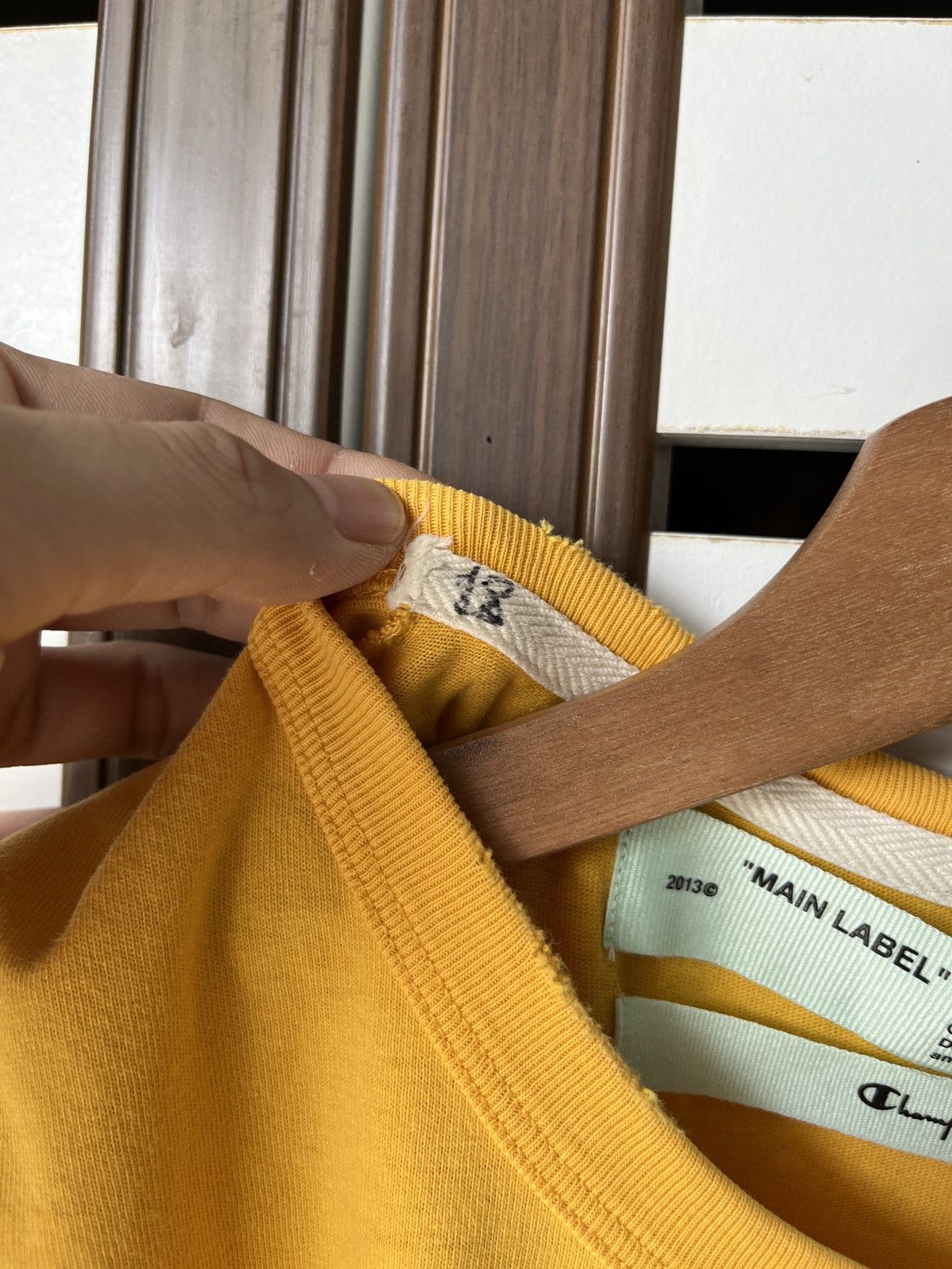 Champion × Off-White Off-White x Champion Double Arrow Size US M / EU 48-50 / 2 - 4 Thumbnail