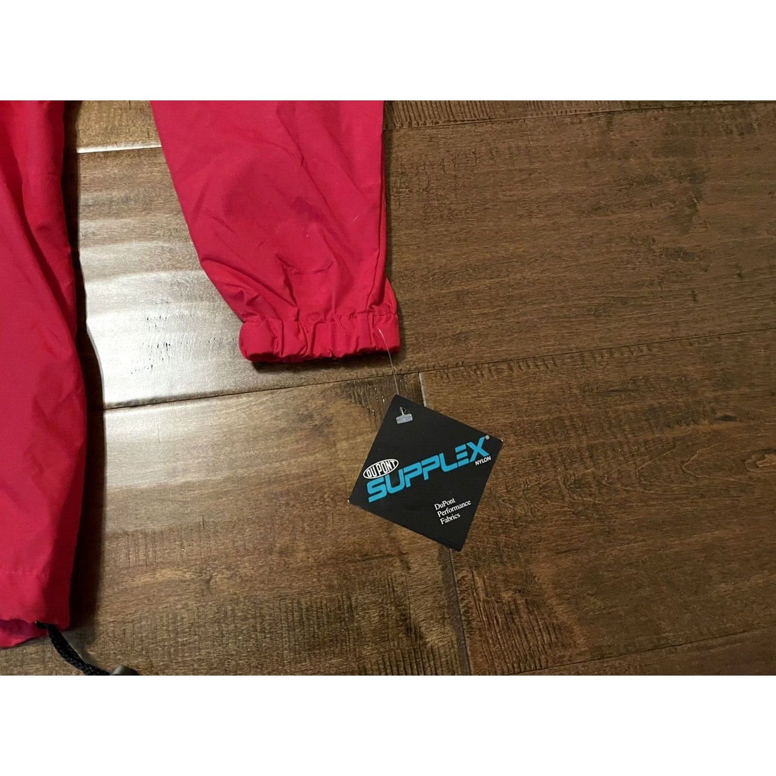 Vintage VINTAGE Evian Natural Spring Water Anorak Hoodie Windbreaker Jacket XL Red Mens Jacket Windbreaker 90s Style (Sportsmaster) Size US XL / EU 56 / 4 - 5 Thumbnail