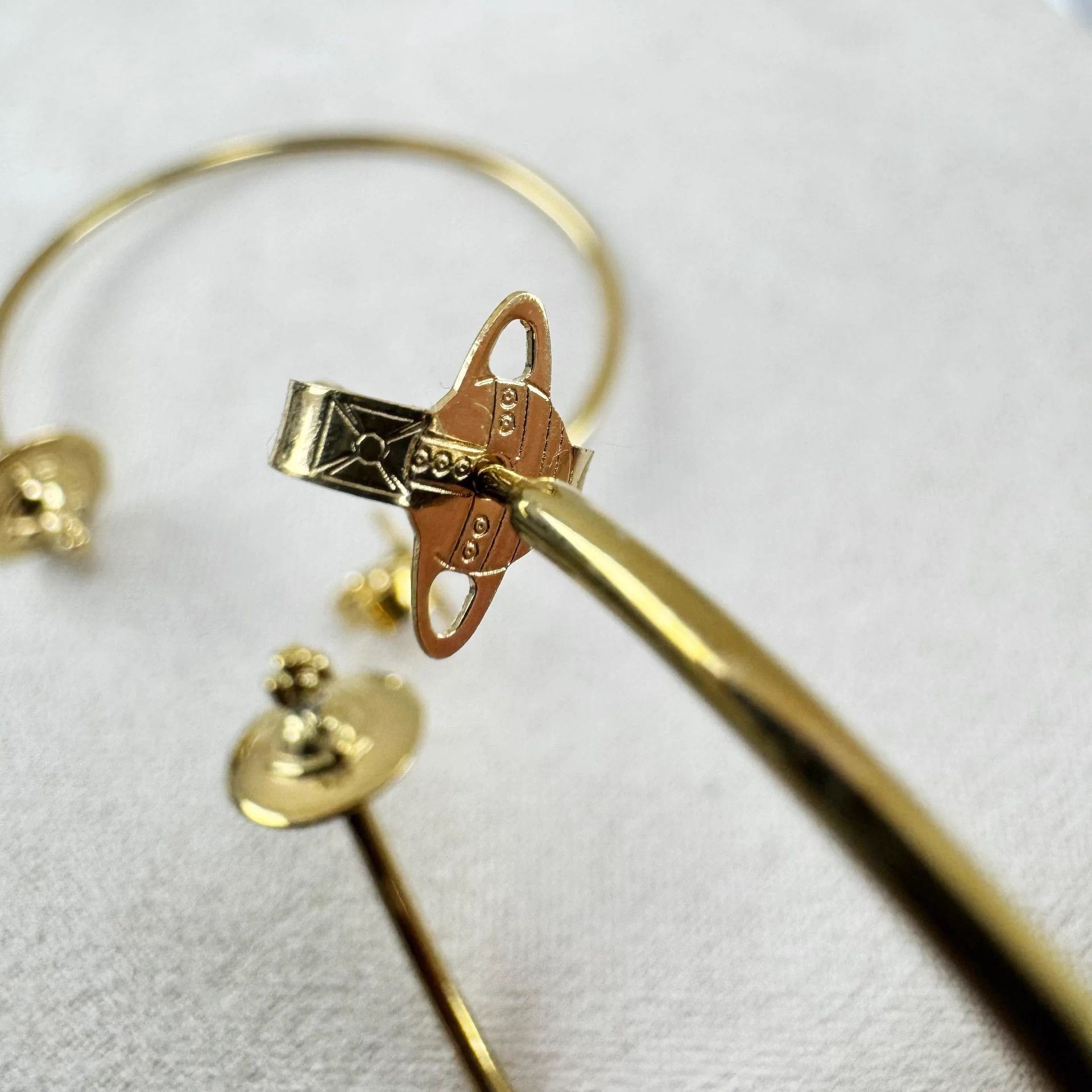Vivienne Westwood Vivienne Westwood Saturn Gold Earrings OS New Size ONE SIZE - 4 Thumbnail