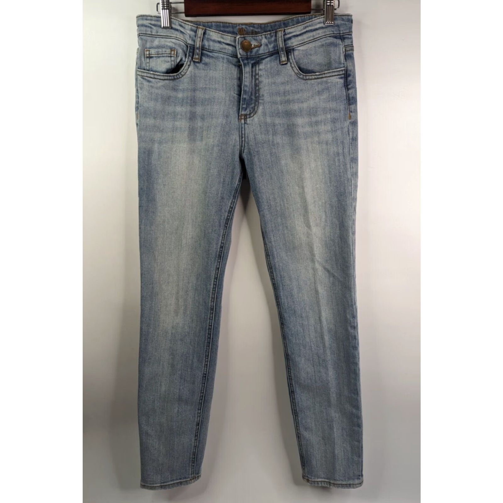 Vintage KUT From the Kloth Jeans Womens Regular Light Wash Denim Blue Cotton Spandex Slim Straight 5-Pocket Logo Comfort Easy Care Size 26" / US 2 / IT 38 - 2 Thumbnail