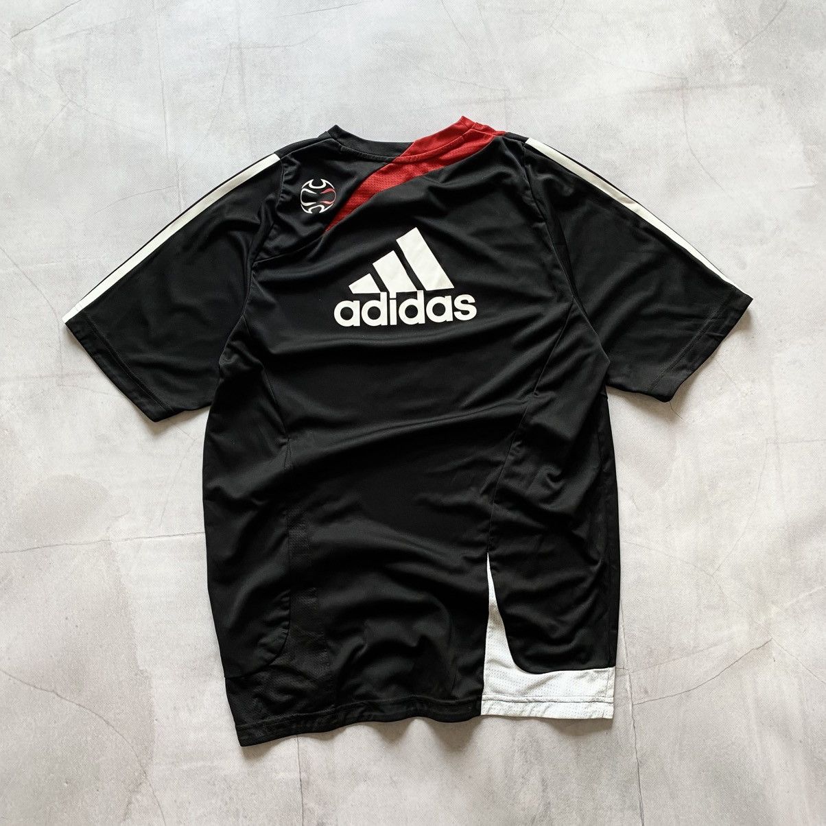 Other Adidas Liverpool 2007 Black Red White Football Tee Jersey Size US S / EU 44-46 / 1 - 3 Thumbnail