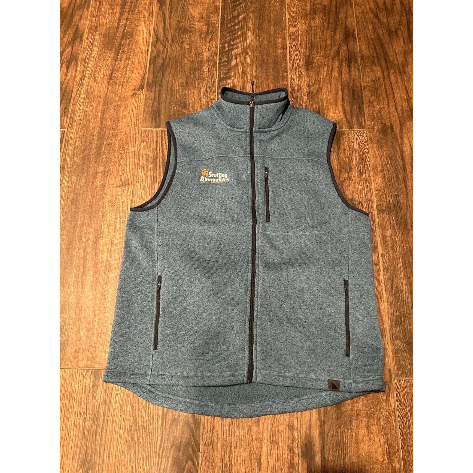 Vintage NWT LL Bean Men's Vest Fleece Zip Large Regular Blue Stand-Up Collar Pockets Full Zip All Seasons | Windbreaker | Outdoor, Sports Mens Size US L / EU 52-54 / 3 - 3 Thumbnail