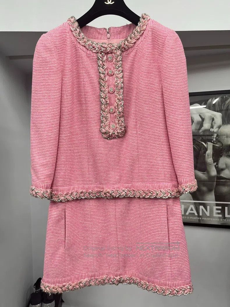 Chanel Chanel 23C pink rhinestone tweed two-piece tweed dress Size S / US 4 / IT 40 - 1 Thumbnail