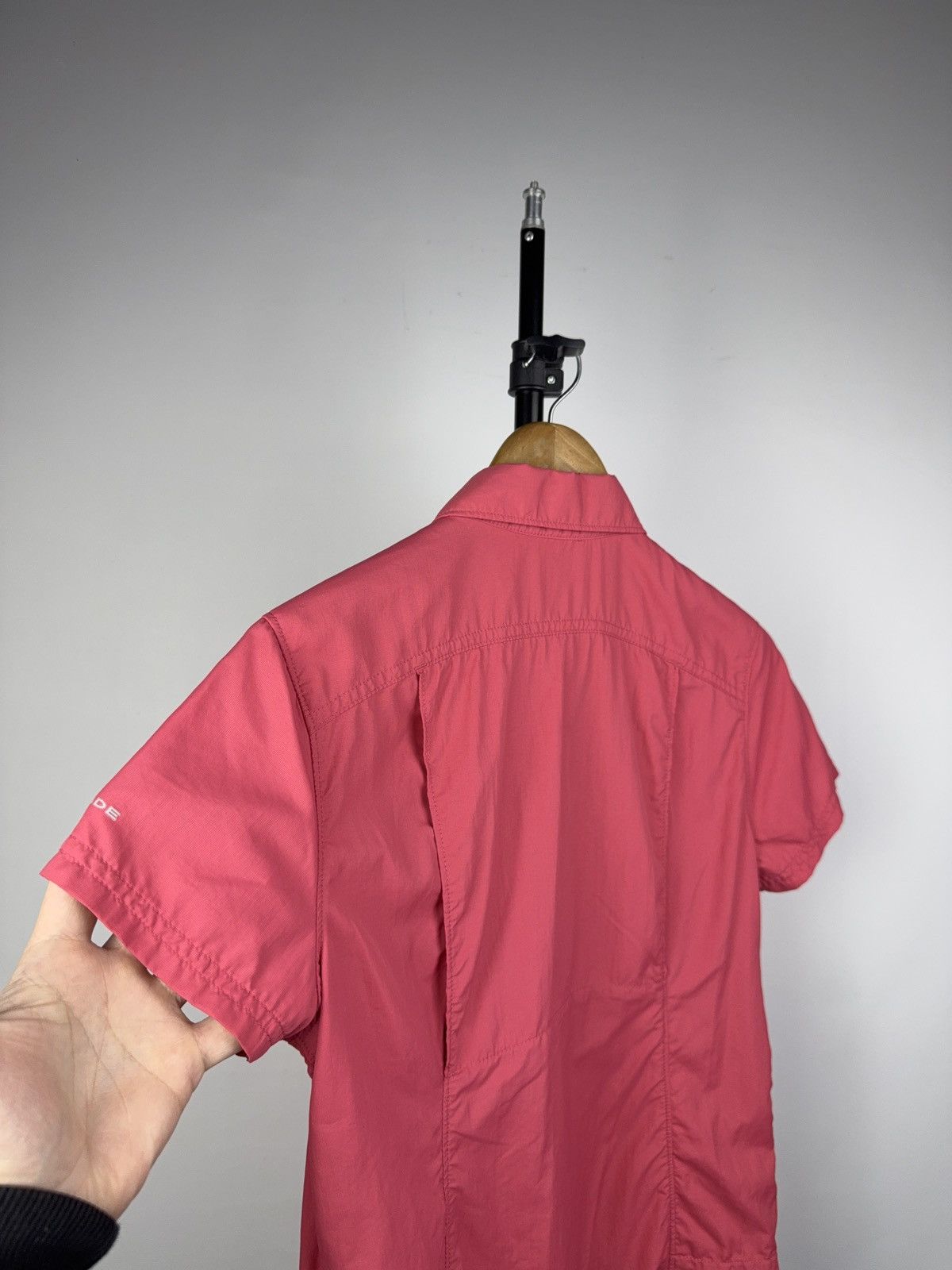 Columbia Gorpcore Outdoor Columbia Omni-Shade Pink Hiking Shirt Women Size M / US 6-8 / IT 42-44 - 9 Thumbnail