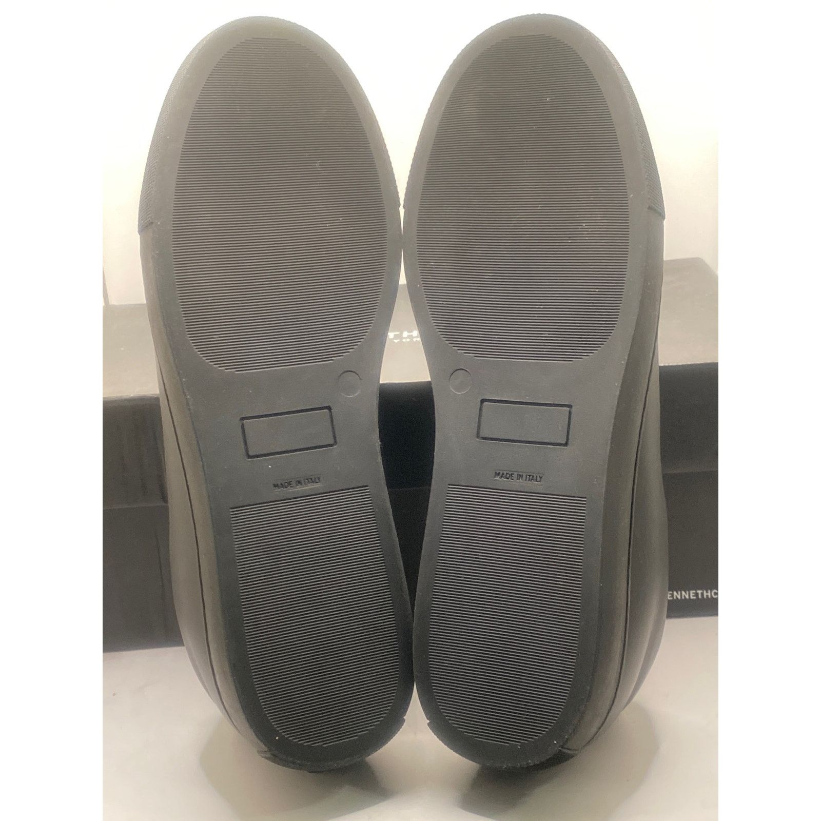 Bruno Magli Bruno Magli Daniel Low Top Sneaker (Men) Size 9.5 Size US 9.5 / EU 42-43 - 9 Thumbnail