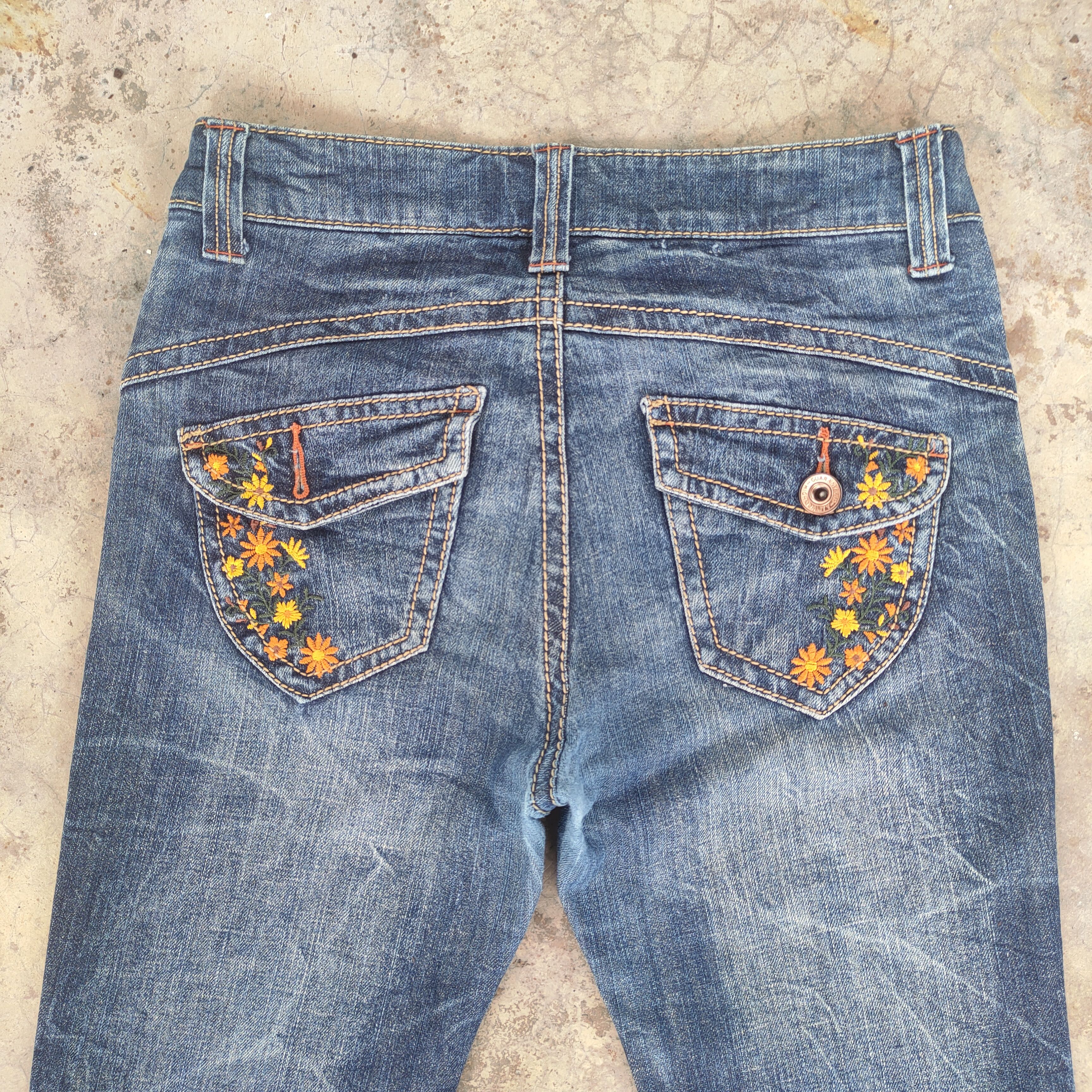 Japanese Brand FLARE FLOWER JAPANESE 70090 FADED DENIM JEANS PANTS Size US 29 - 9 Thumbnail