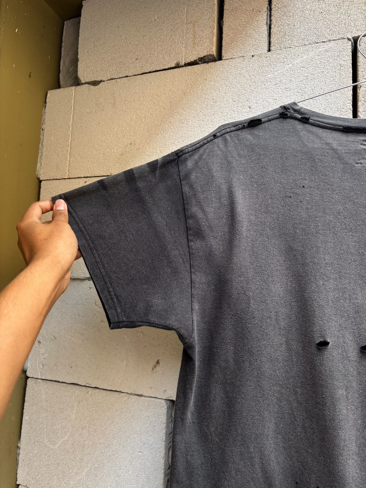 Vintage Thrashed Supreme X Hanes Distressed T-Shirt ERD Grunge Size US L / EU 52-54 / 3 - 11 Thumbnail