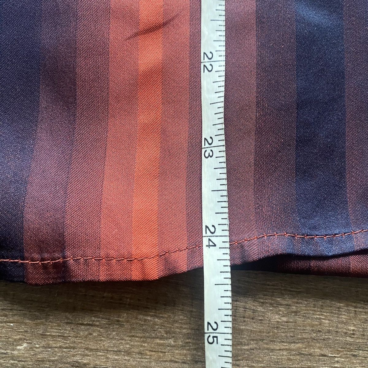 Gucci F/W 1997 Gucci by Tom Ford Runway Red Ombré Stripe Silk Size S / US 4 / IT 40 - 6 Thumbnail