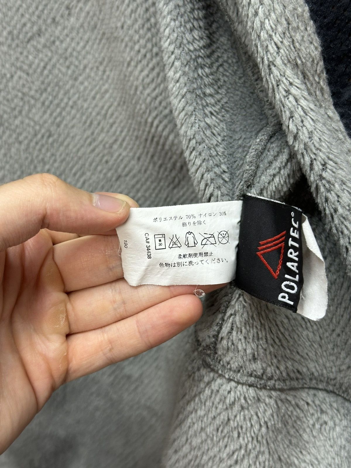 Arc'teryx Vintage Arc’teryx Fleece Jacket Reflective Logo Canada Size US M / EU 48-50 / 2 - 16 Thumbnail