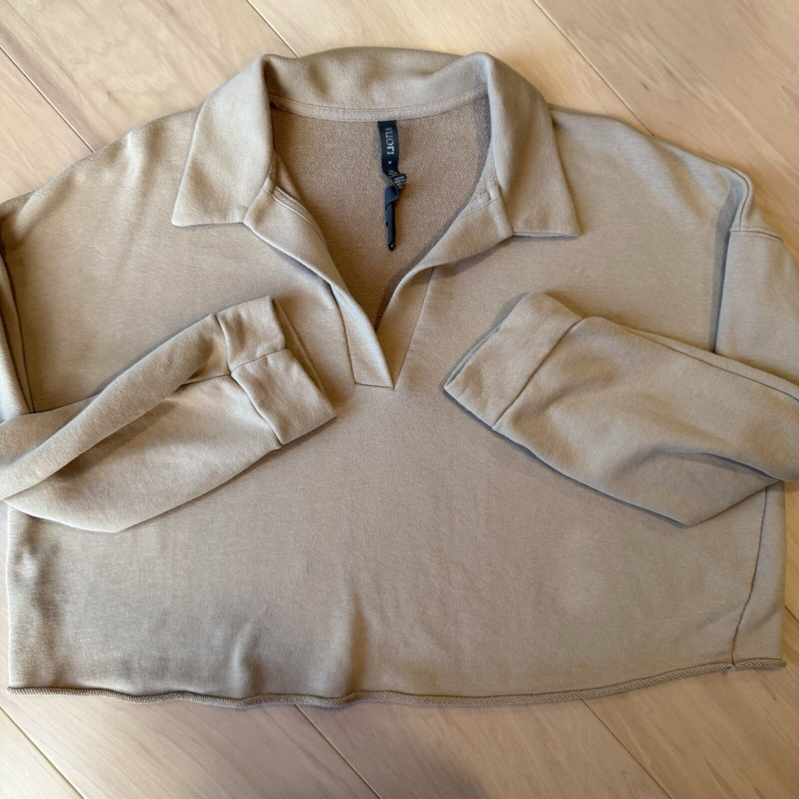 Vuori Vuori Sedona Polo Sweatshirt Medium Tan Fleece Pullover Size M / US 6-8 / IT 42-44 - 5 Thumbnail