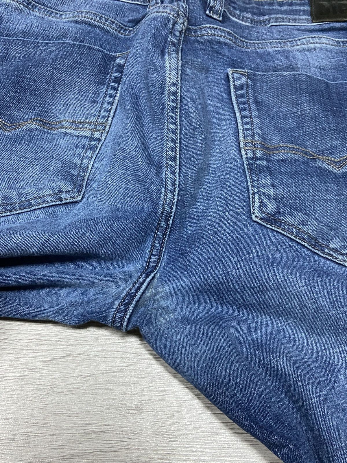 Diesel Diesel spell out big logo painted logo jeans pants Size US 38 / EU 54 - 13 Thumbnail