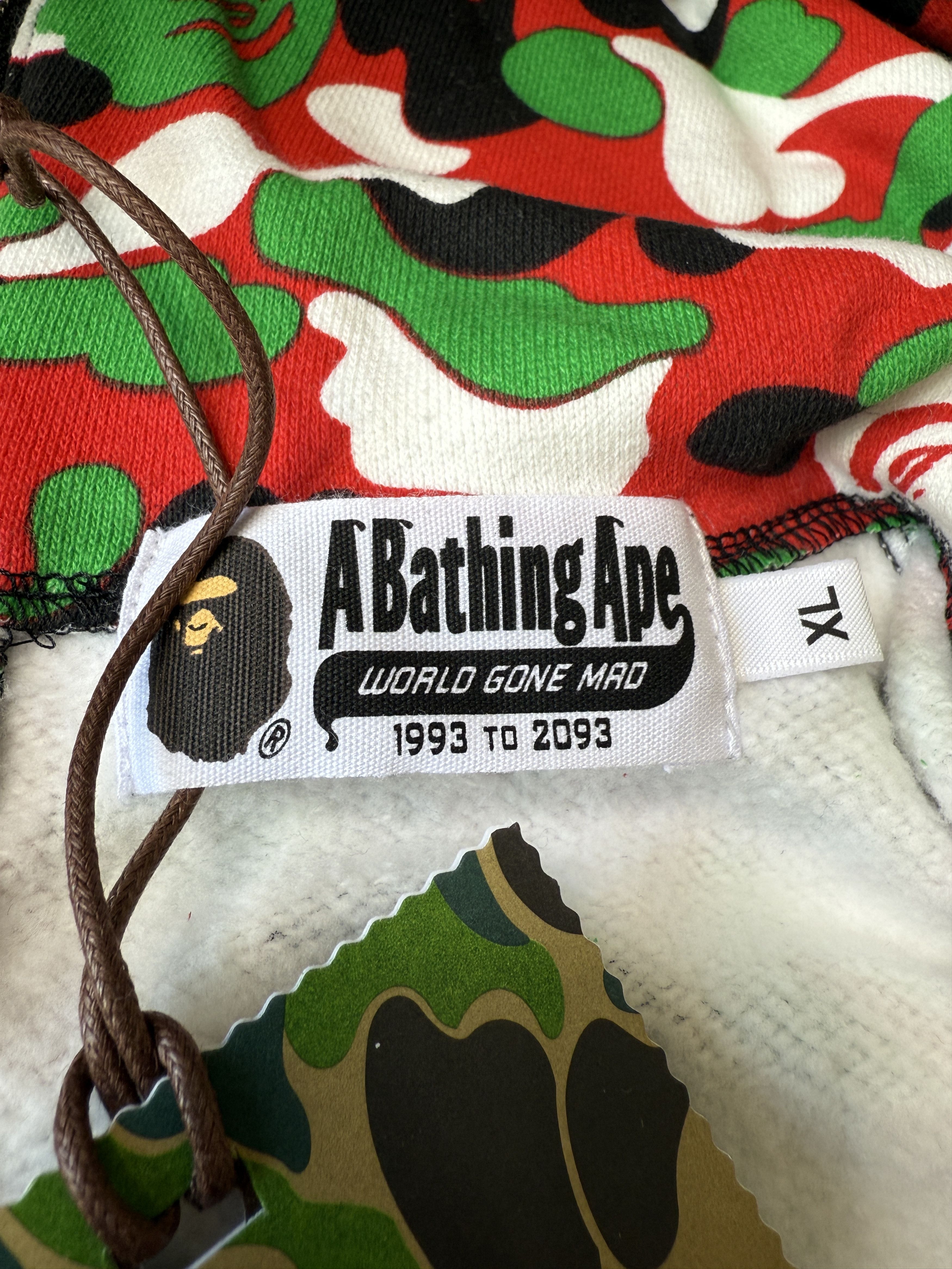 Bape BAPE DUBAI SEPARATE SHARK FULL ZIP HOODIE Size US XL / EU 56 / 4 - 13 Thumbnail