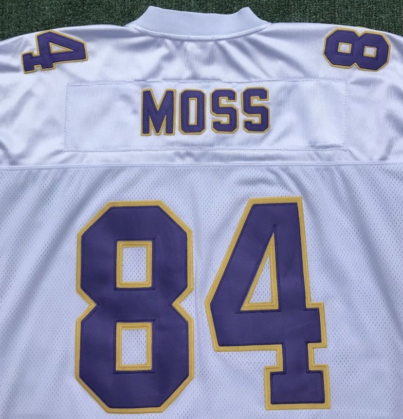 Reebok VTG Reebok Randy Moss MN Vikings Stitched Football Jersey Size US XXL / EU 58 / 5 - 9 Thumbnail