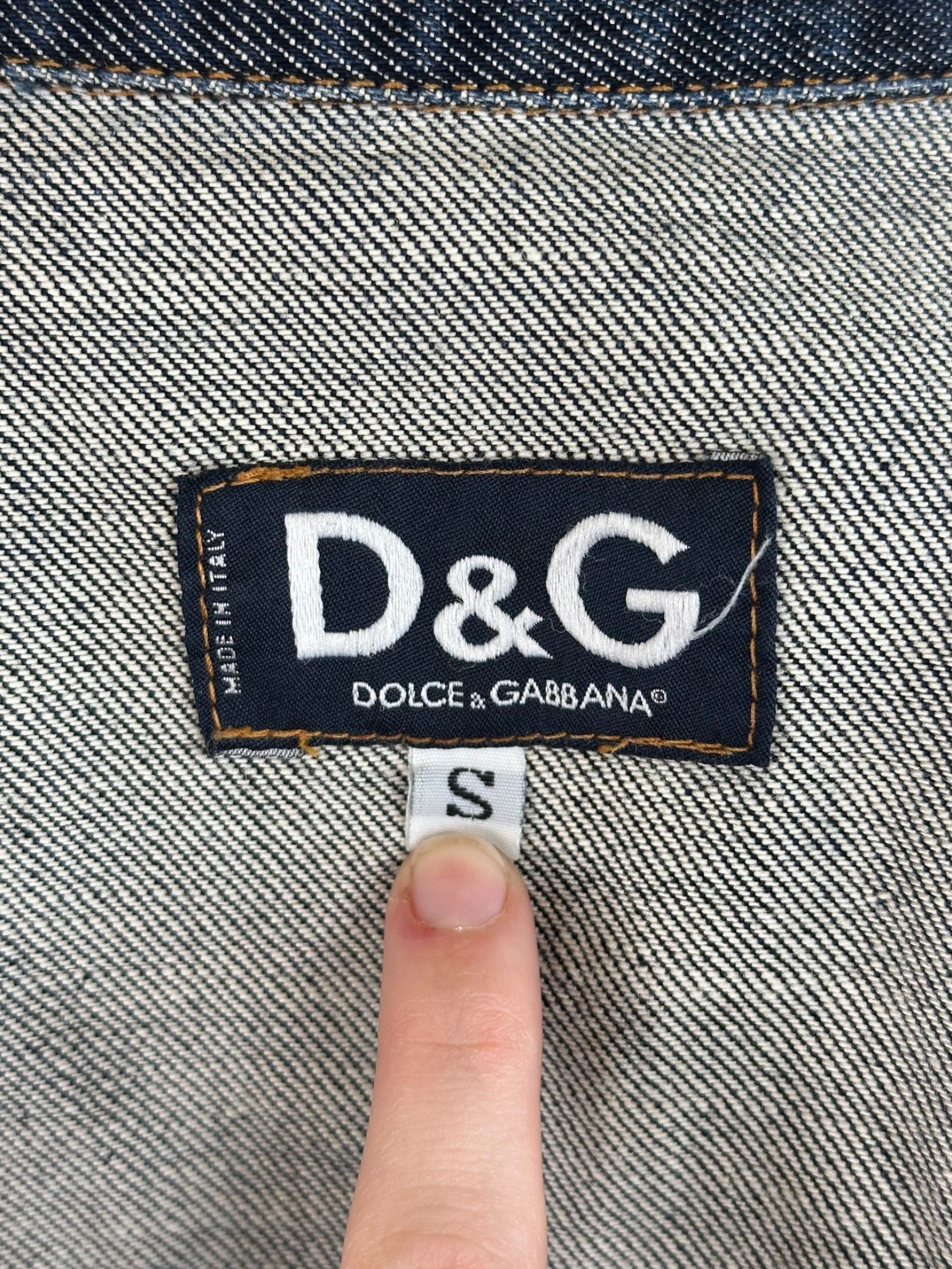 Dolce & Gabbana Dolce & Gabbana Floral Embroidered Denim Jacket Size US S / EU 44-46 / 1 - 8 Thumbnail