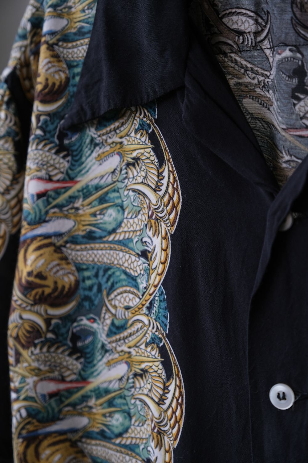 The Real McCoys 90’s Godzilla vs. King Rayon Aloha Shirt
