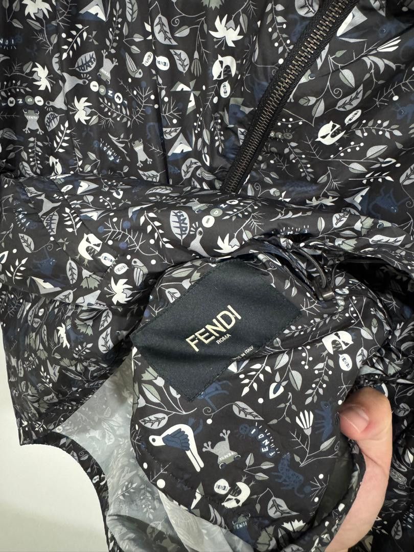 Fendi Fendi Packable Windbreaker Jacket Size US S / EU 44-46 / 1 - 12 Thumbnail