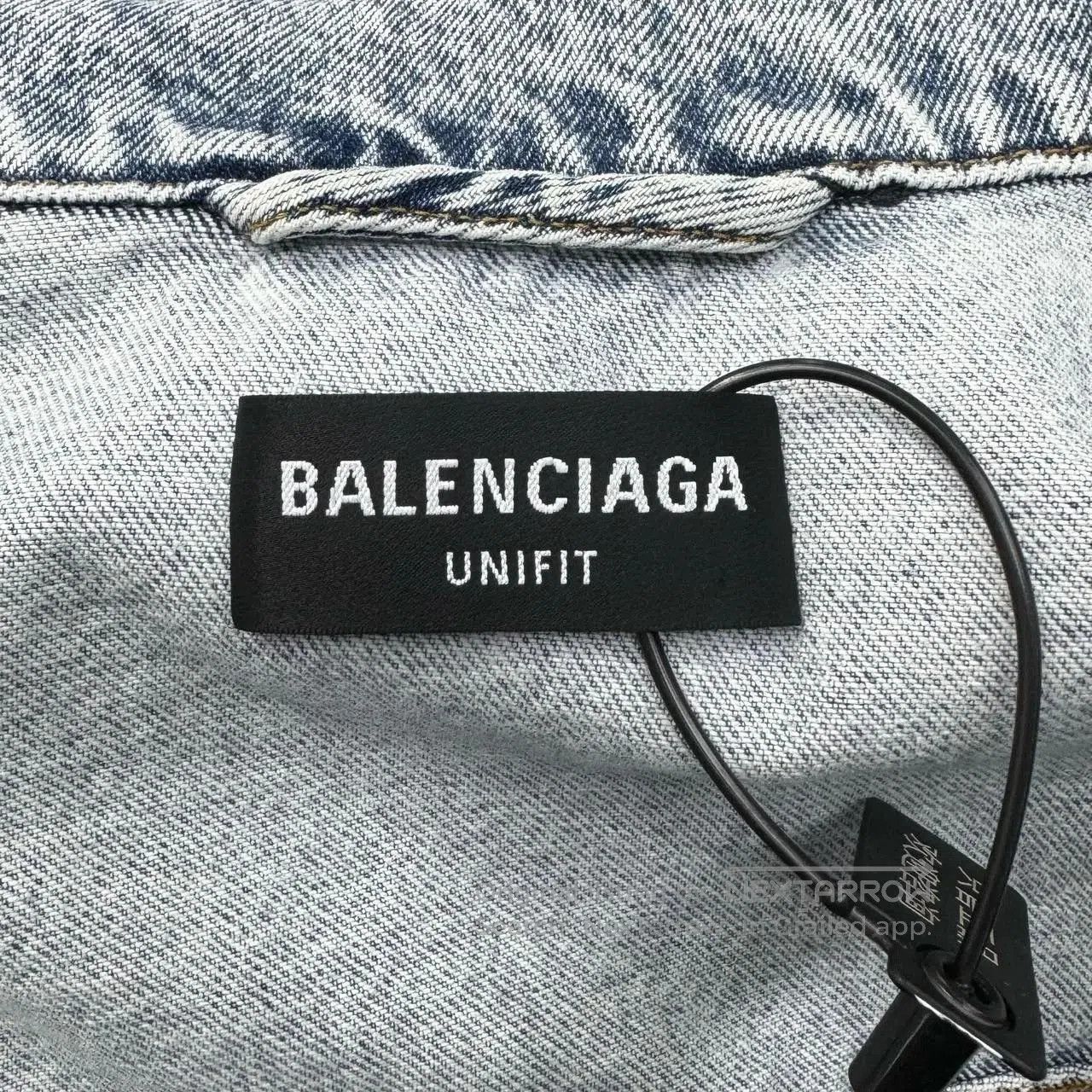 Balenciaga balenciaga twisted sleeve denim jacket. Size US S / EU 44-46 / 1 - 7 Thumbnail
