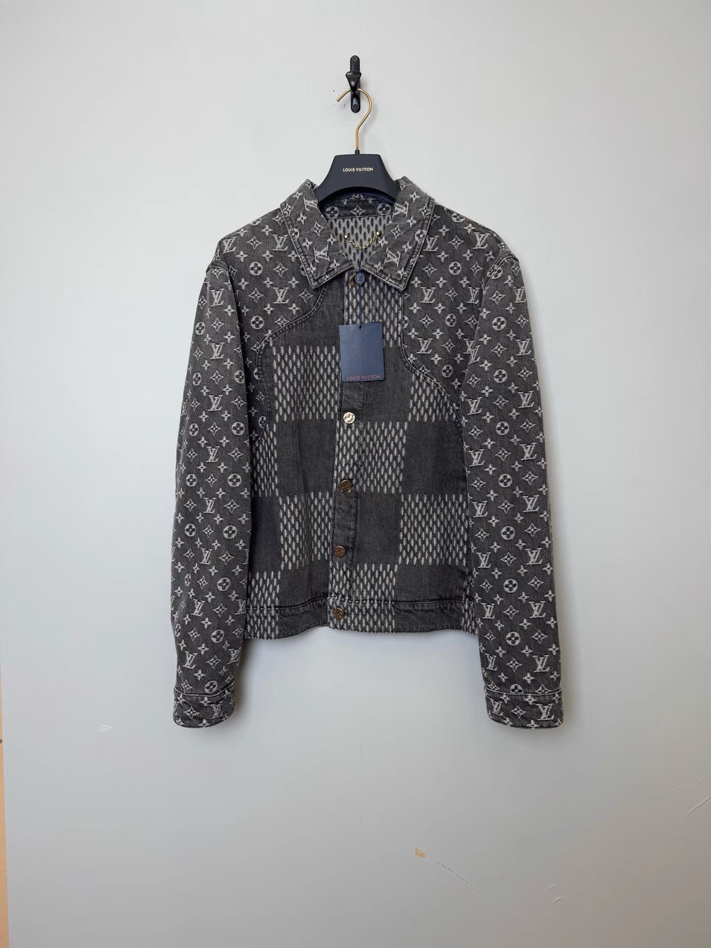 Louis Vuitton Louis Vuitton x Nigo Monogram Spliced Denim Jacket K36 Size US M / EU 48-50 / 2 - 1 Thumbnail