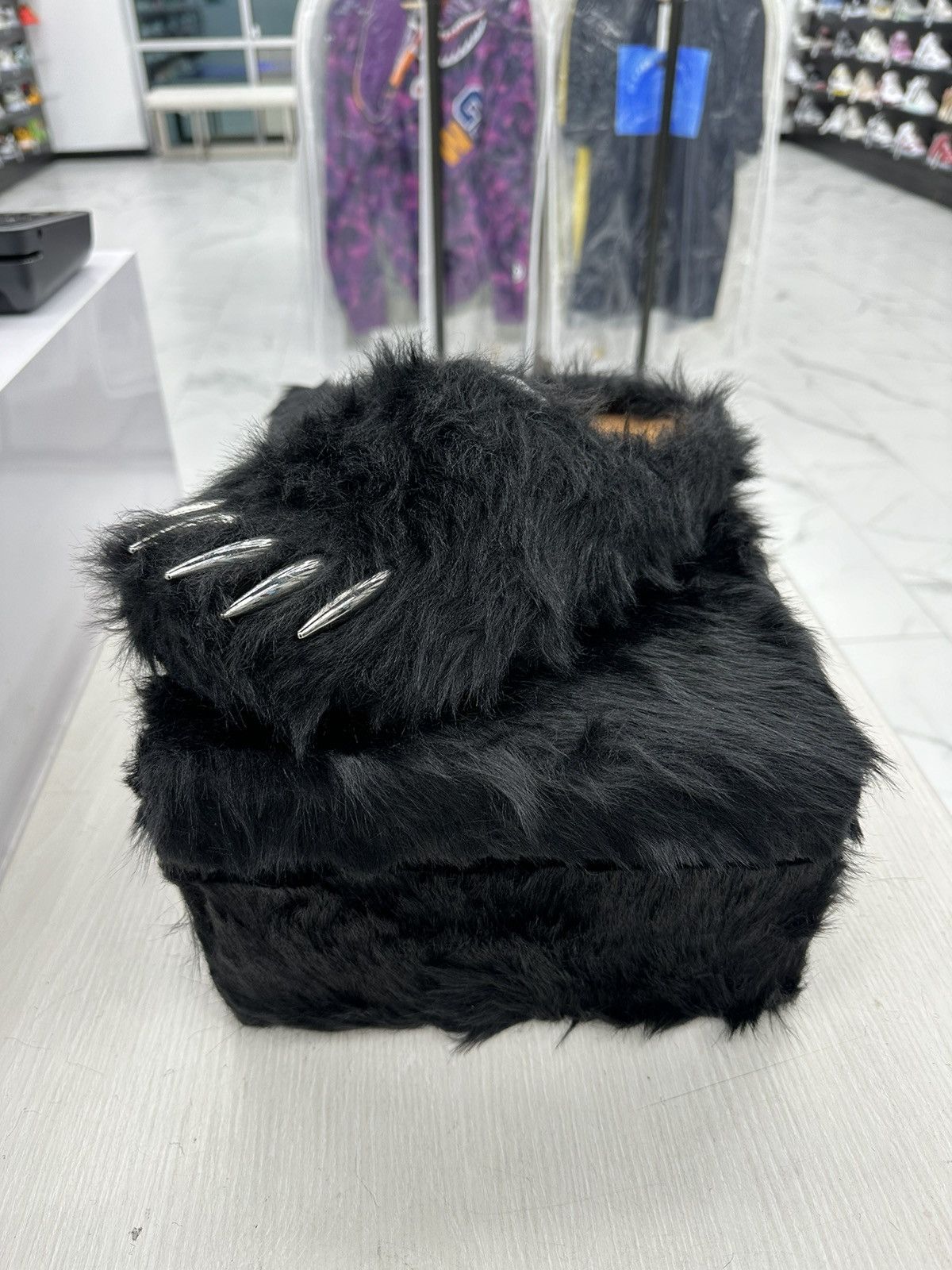 Bravest Bear Claws | Grailed