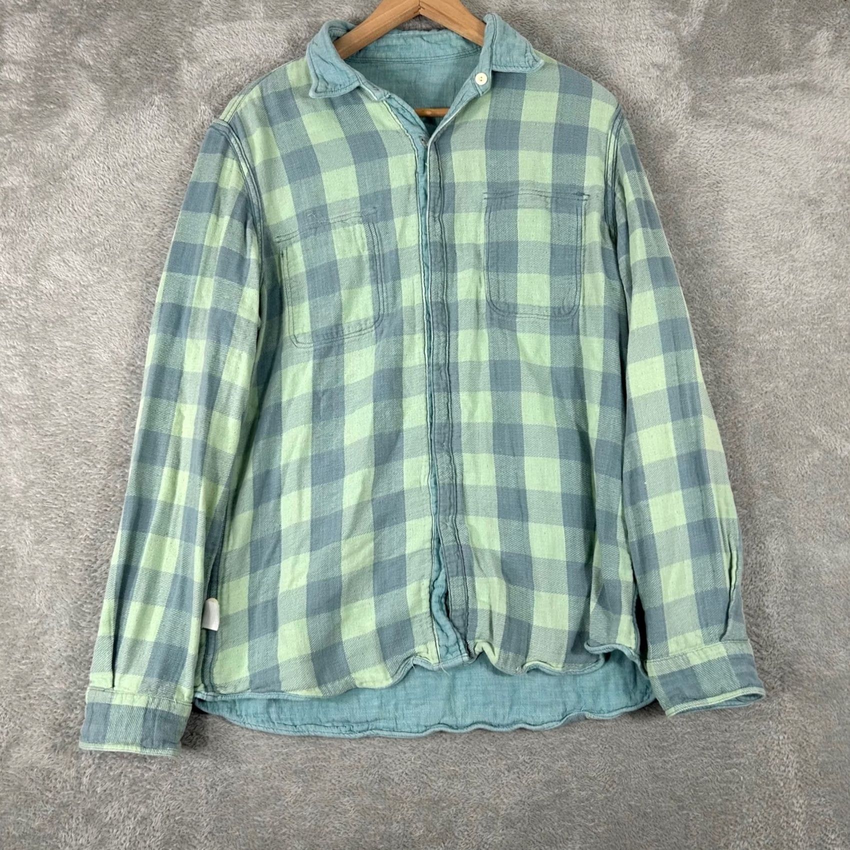 Faherty Faherty Shirt Mens Large Blue Reversible Doublecloth Plaid Organic Button FLAW Size US L / EU 52-54 / 3 - 3 Thumbnail