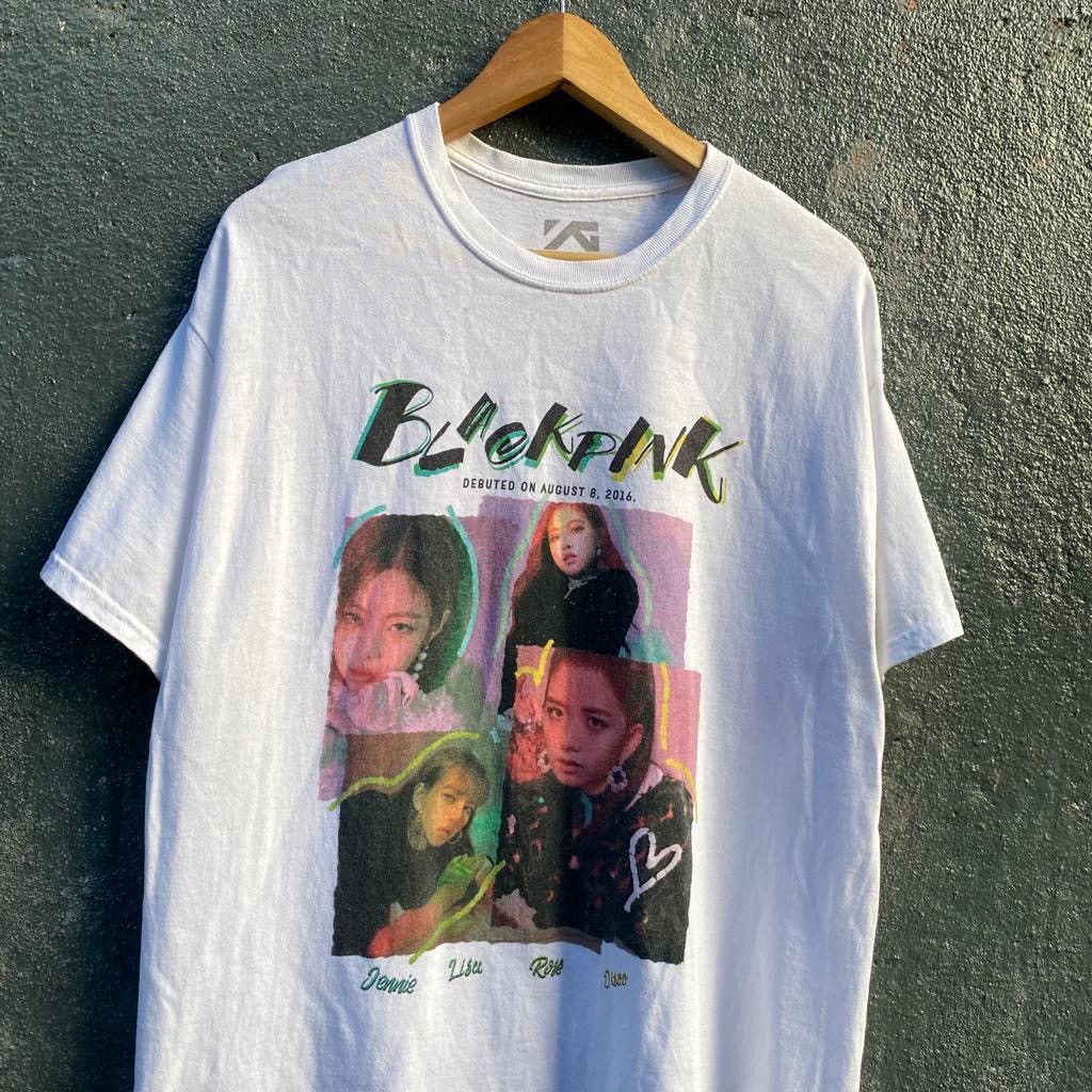 Band Tees Thrashed blackpink band tee Size US L / EU 52-54 / 3 - 2 Thumbnail