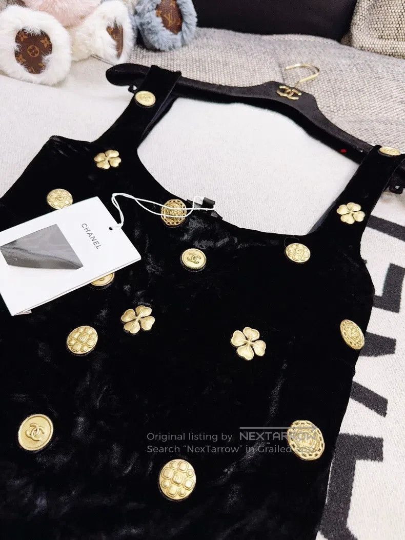 Chanel Chanel 21A Handicraft Workshop Series Gold Coin Relief Sea Size XS / US 0-2 / IT 36-38 - 2 Thumbnail