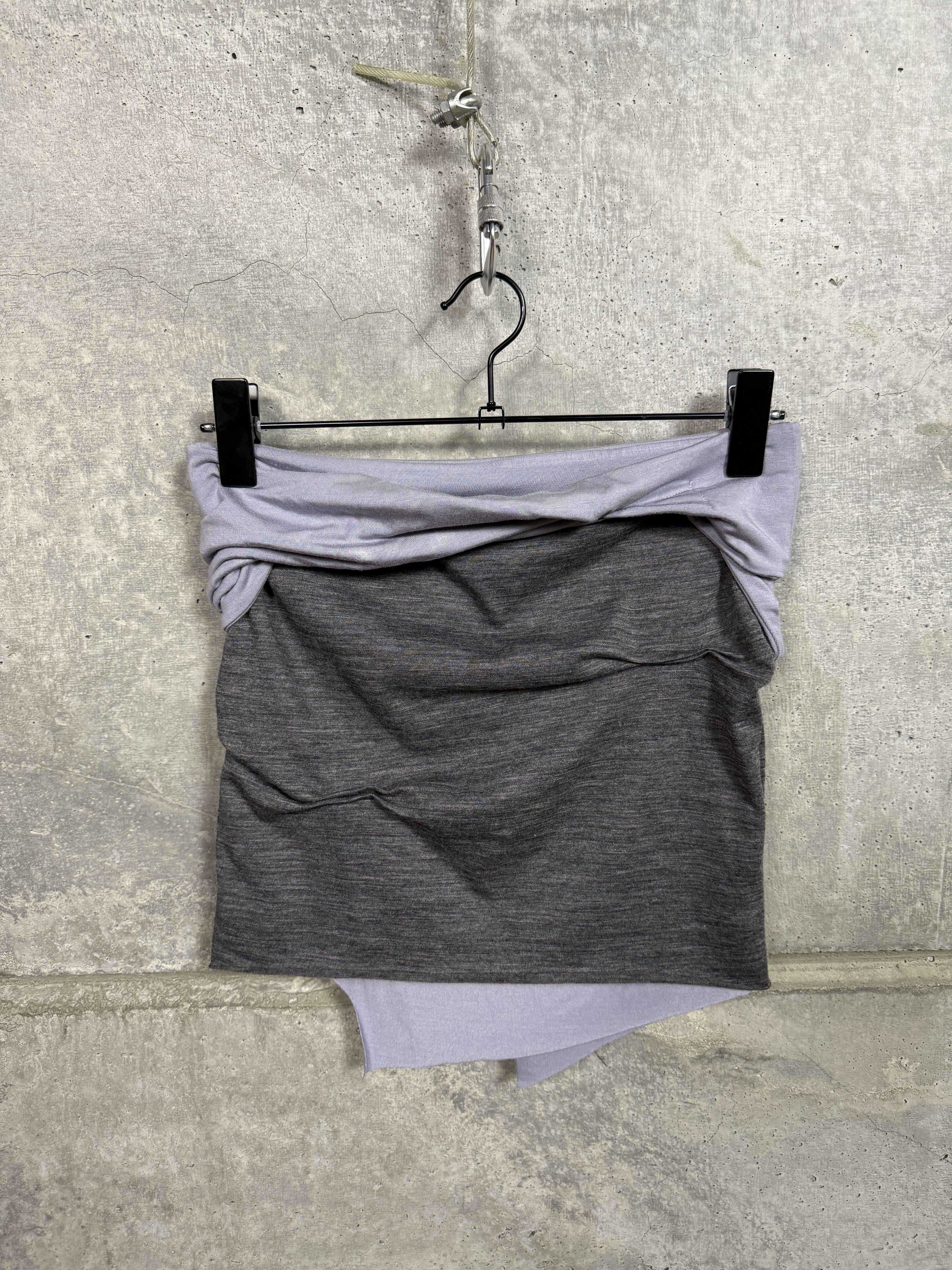 Mainline:RUS/Fr.CA/DE $390 Mainline:RUS/FR.CA/DE Gabs Mini Skirt Size 27" / US 4 / IT 40 - 6 Thumbnail