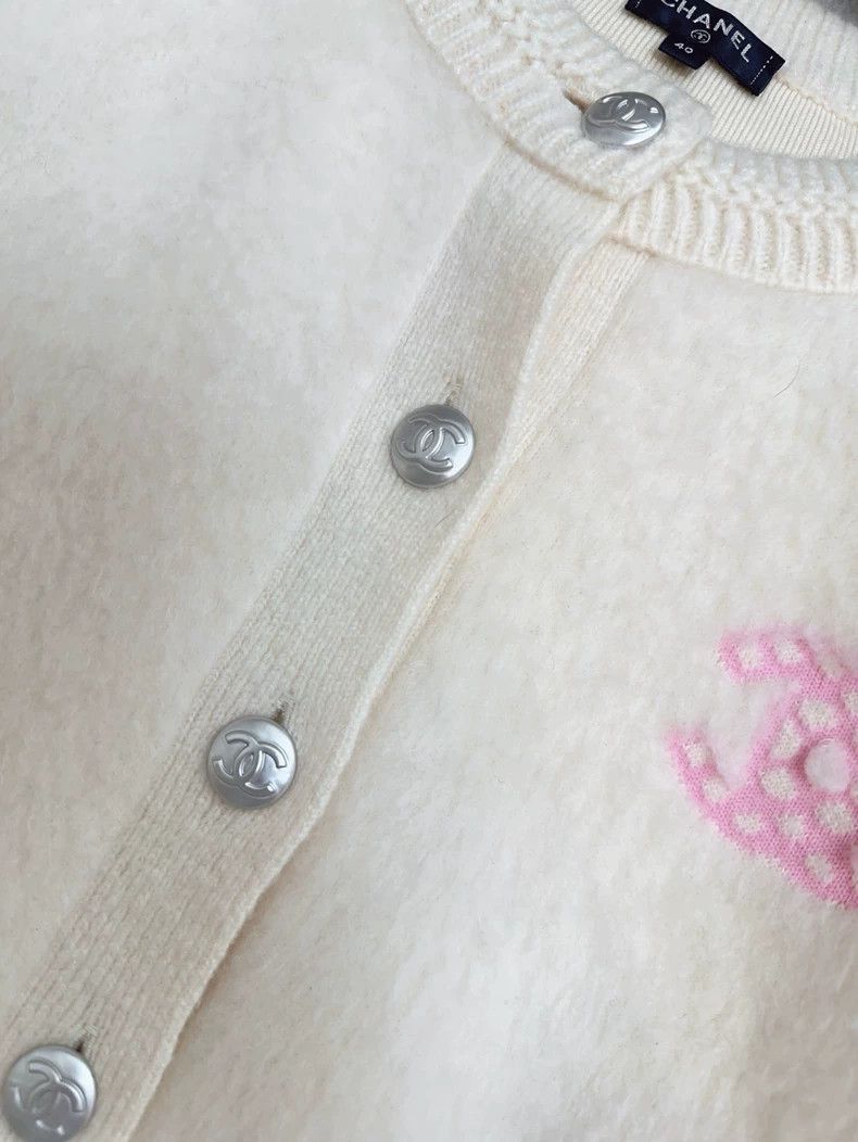 Chanel Chanel Coco Neige Embroidered Wool Cardigan Size M / US 6-8 / IT 42-44 - 3 Thumbnail