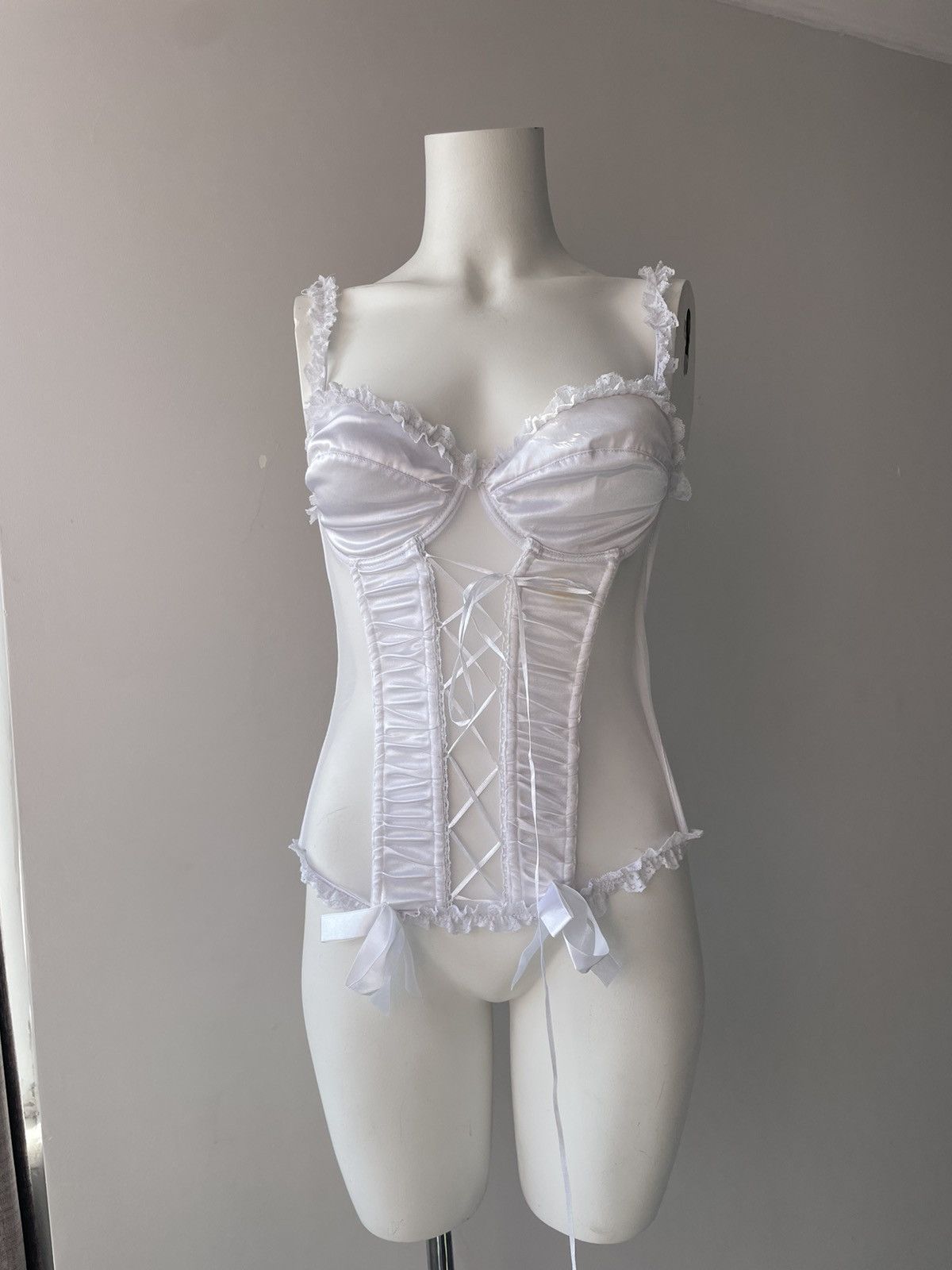 Vintage Vintage corset Size M / US 6-8 / IT 42-44 - 2 Thumbnail