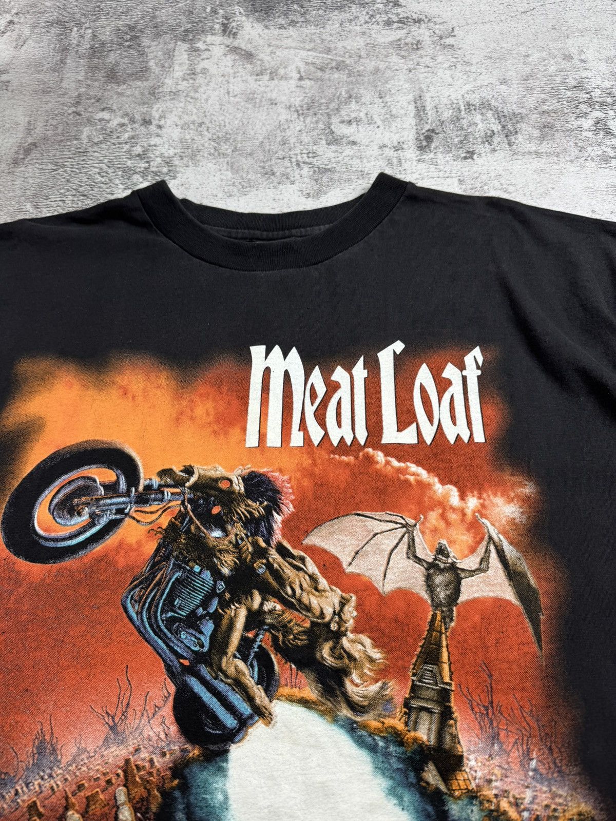 Band Tees Vintage MeatLoaf 1994 Black Rock Tour Faded Merch Devil Band Jersey T Shirt Tee Size US XL / EU 56 / 4 - 8 Thumbnail