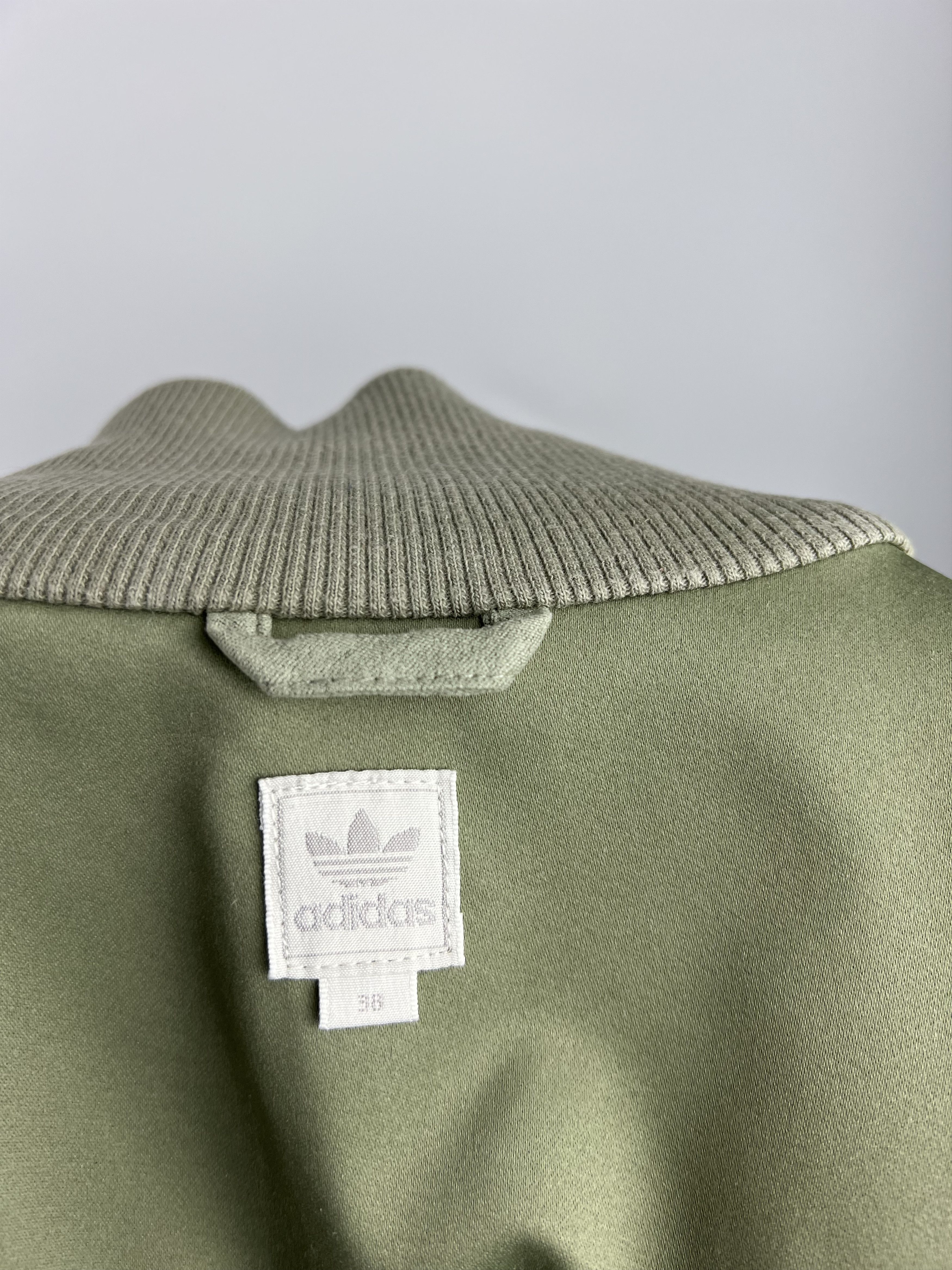 Adidas × Vintage 2005 Adidas Vintage Women's Corduroy Track Jacket Size M / US 6-8 / IT 42-44 - 4 Thumbnail